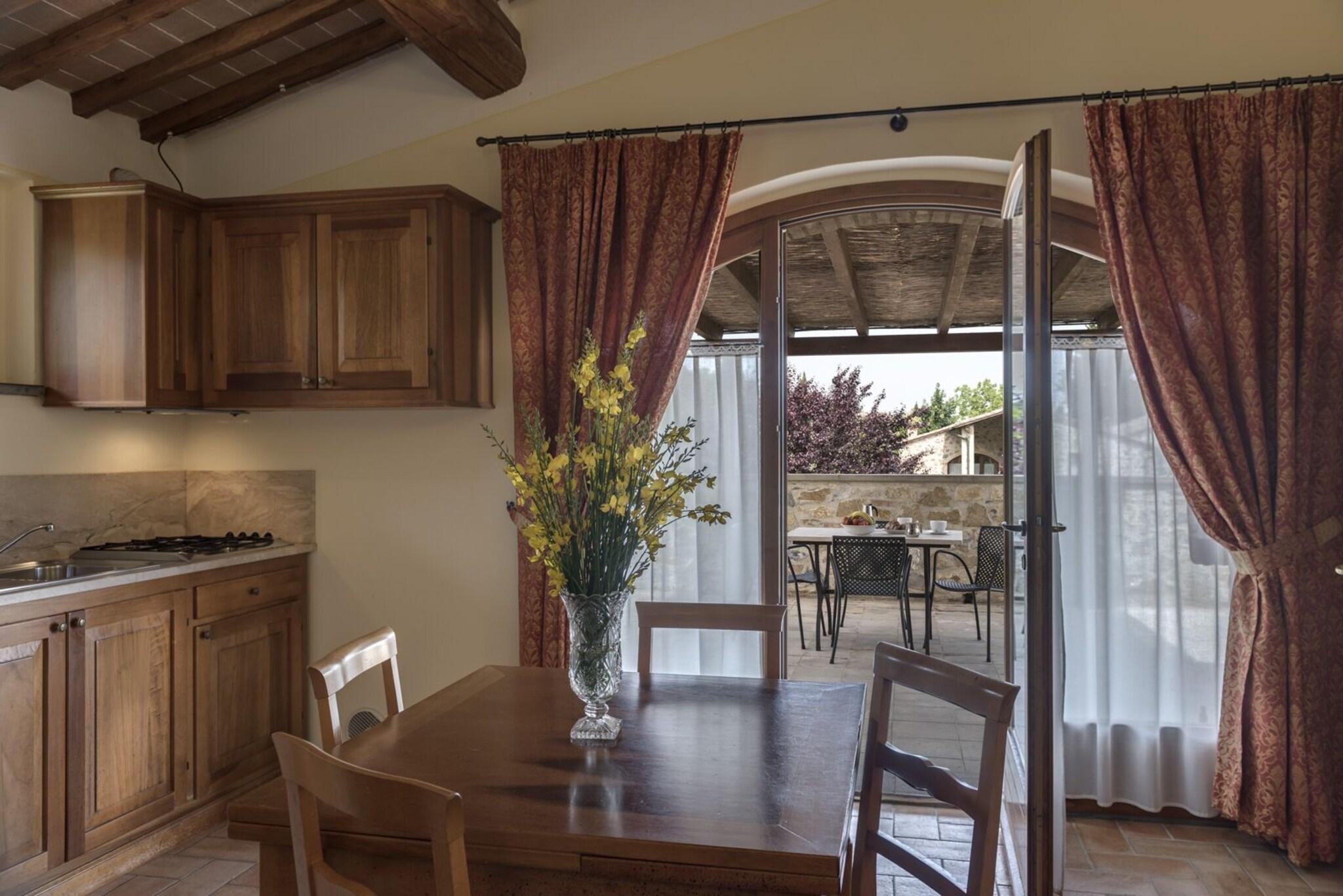 Apartment Queen Size Bed