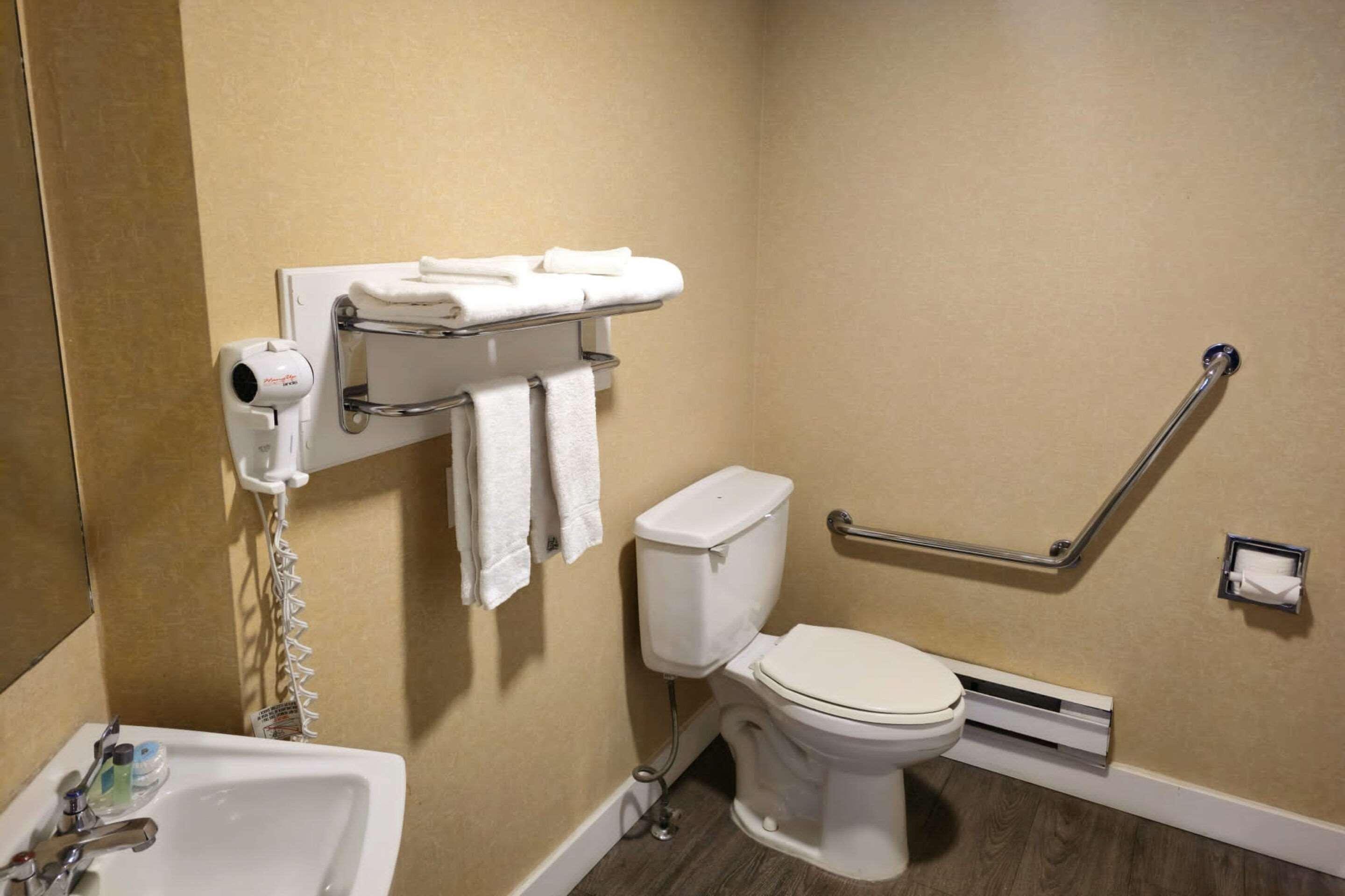 Double Accessible-queen Size Bed