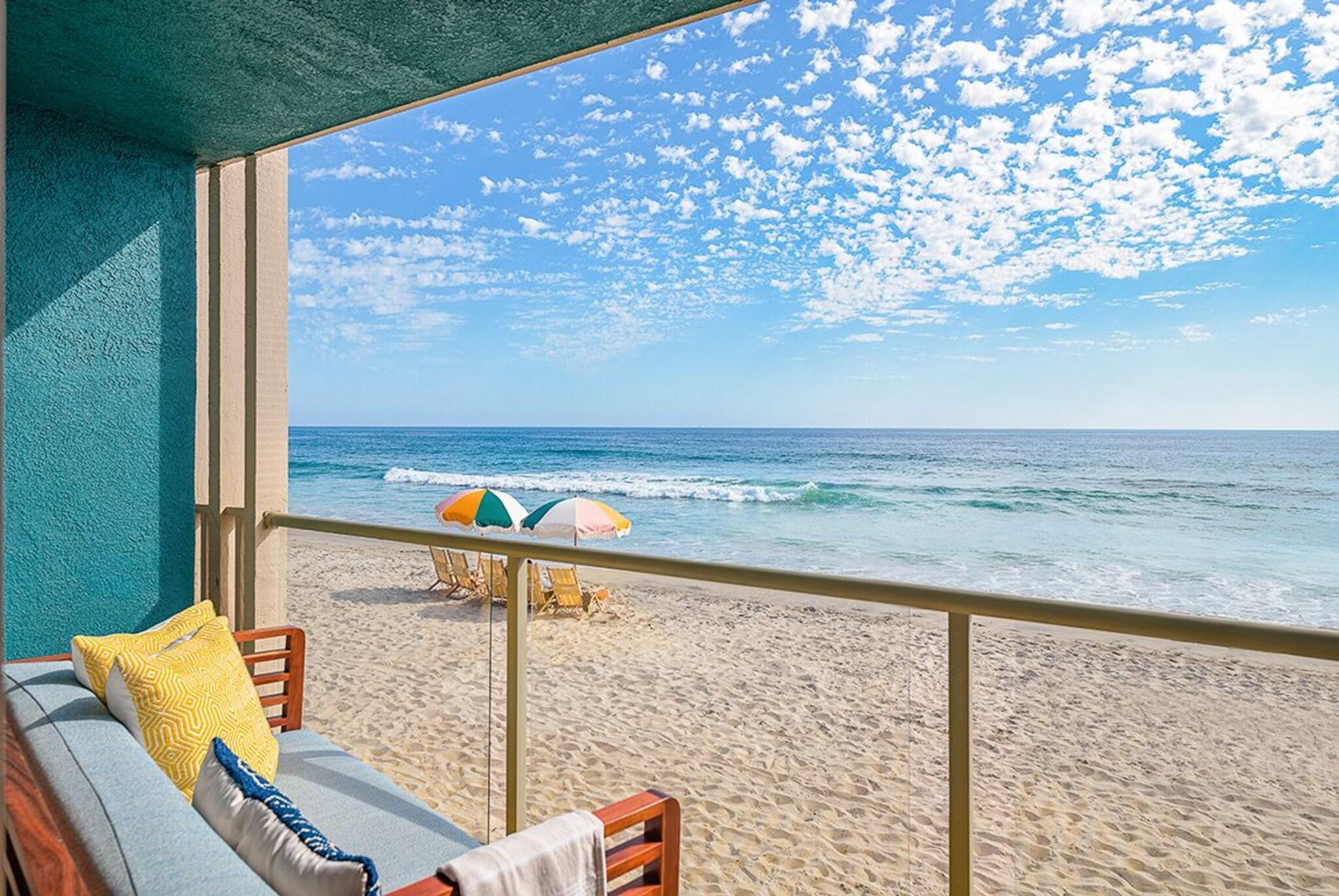 Double Ocean Front King Bed