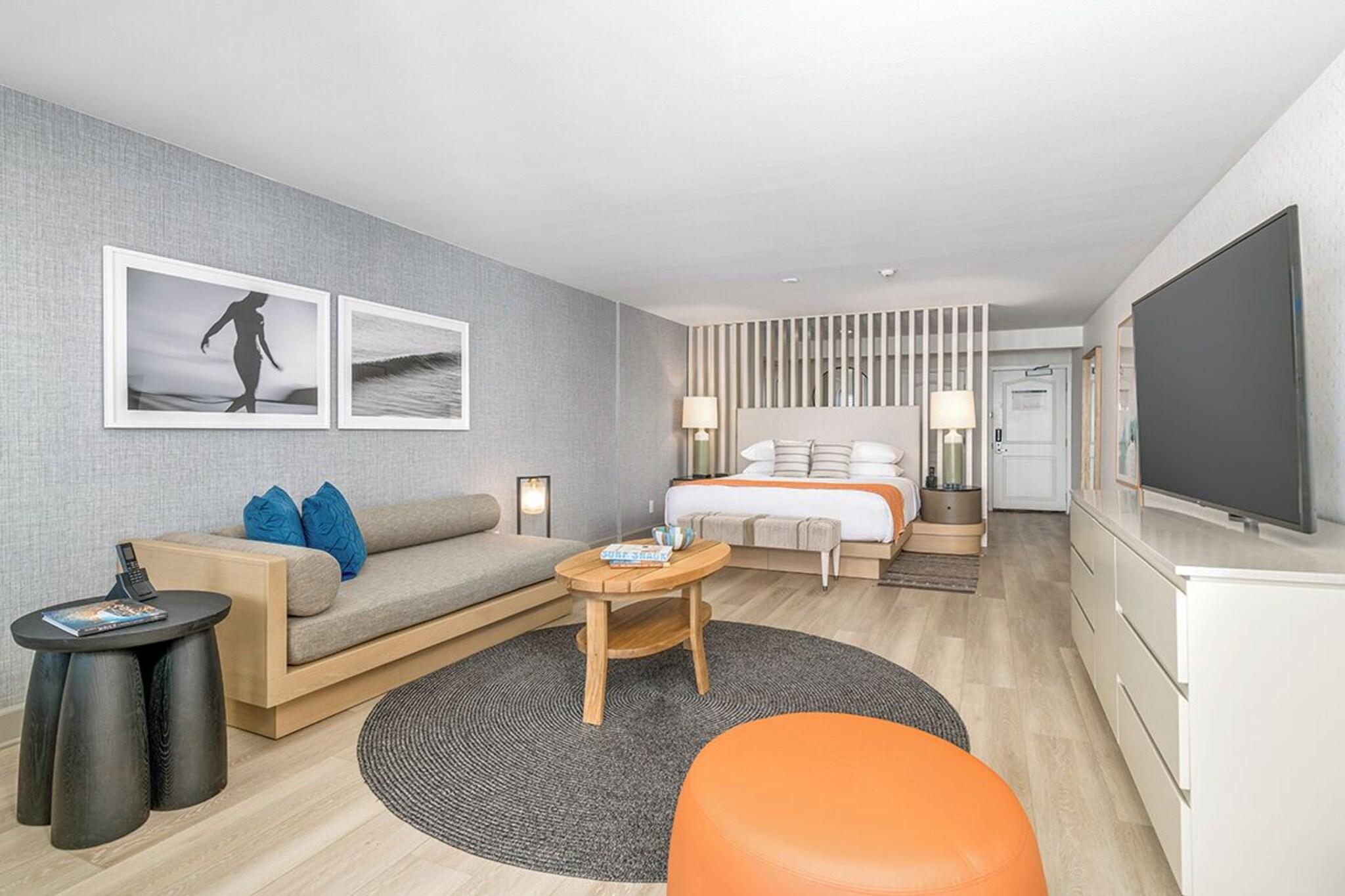 Double Ocean Front King Bed