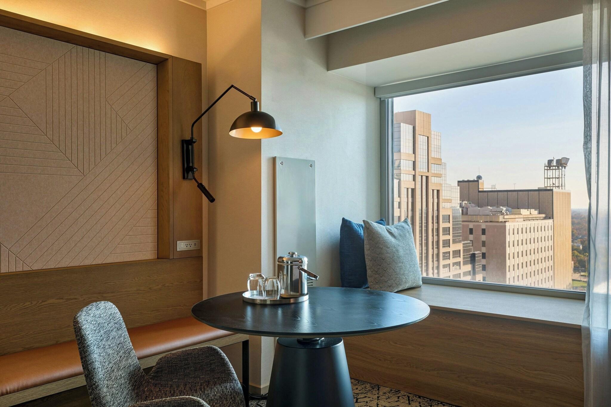 Double Club City View