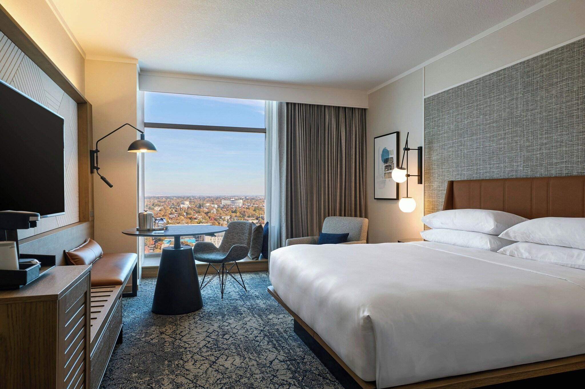 Double Club City View