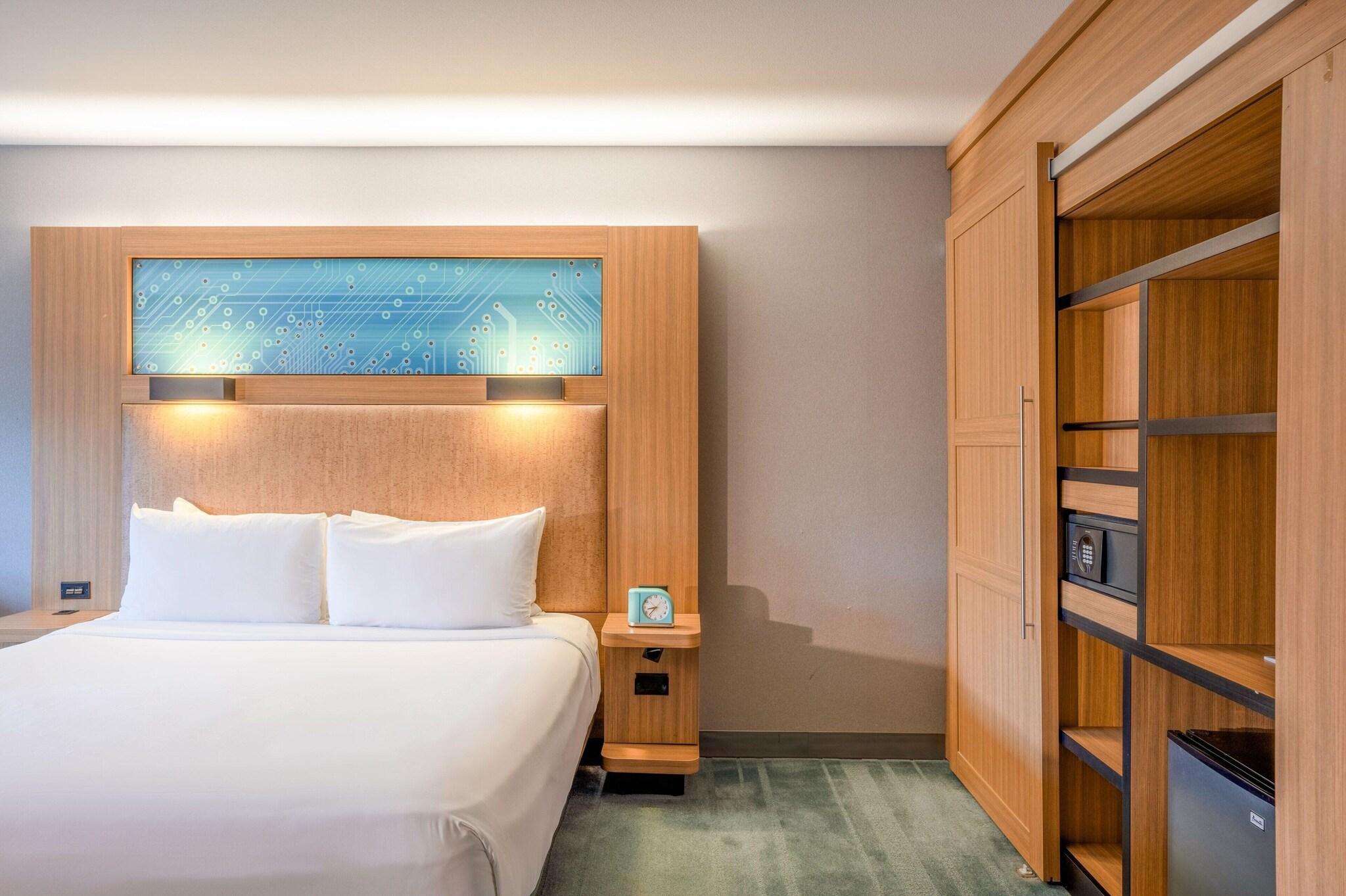 Double King Size Bed