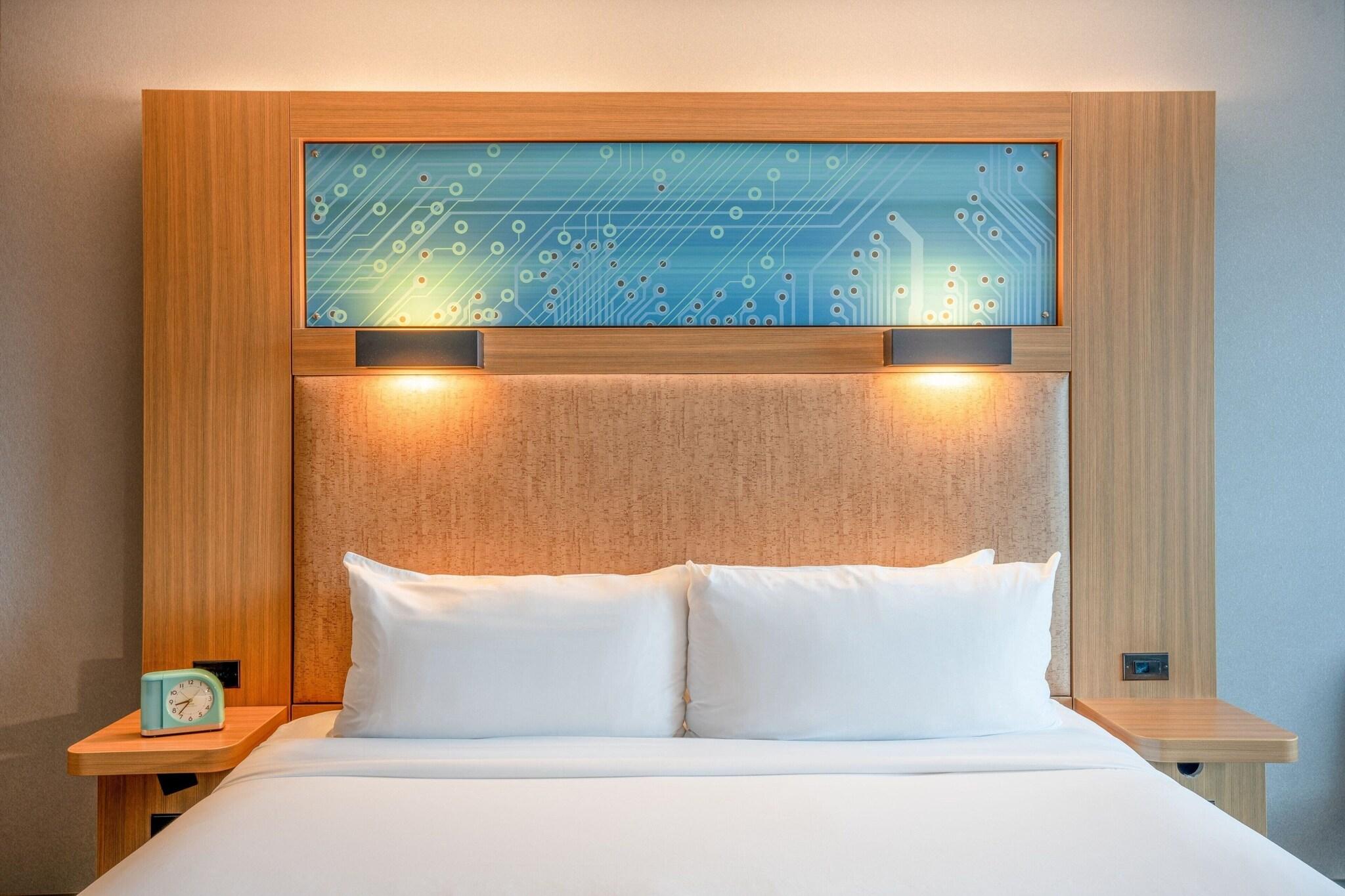 Double King Size Bed