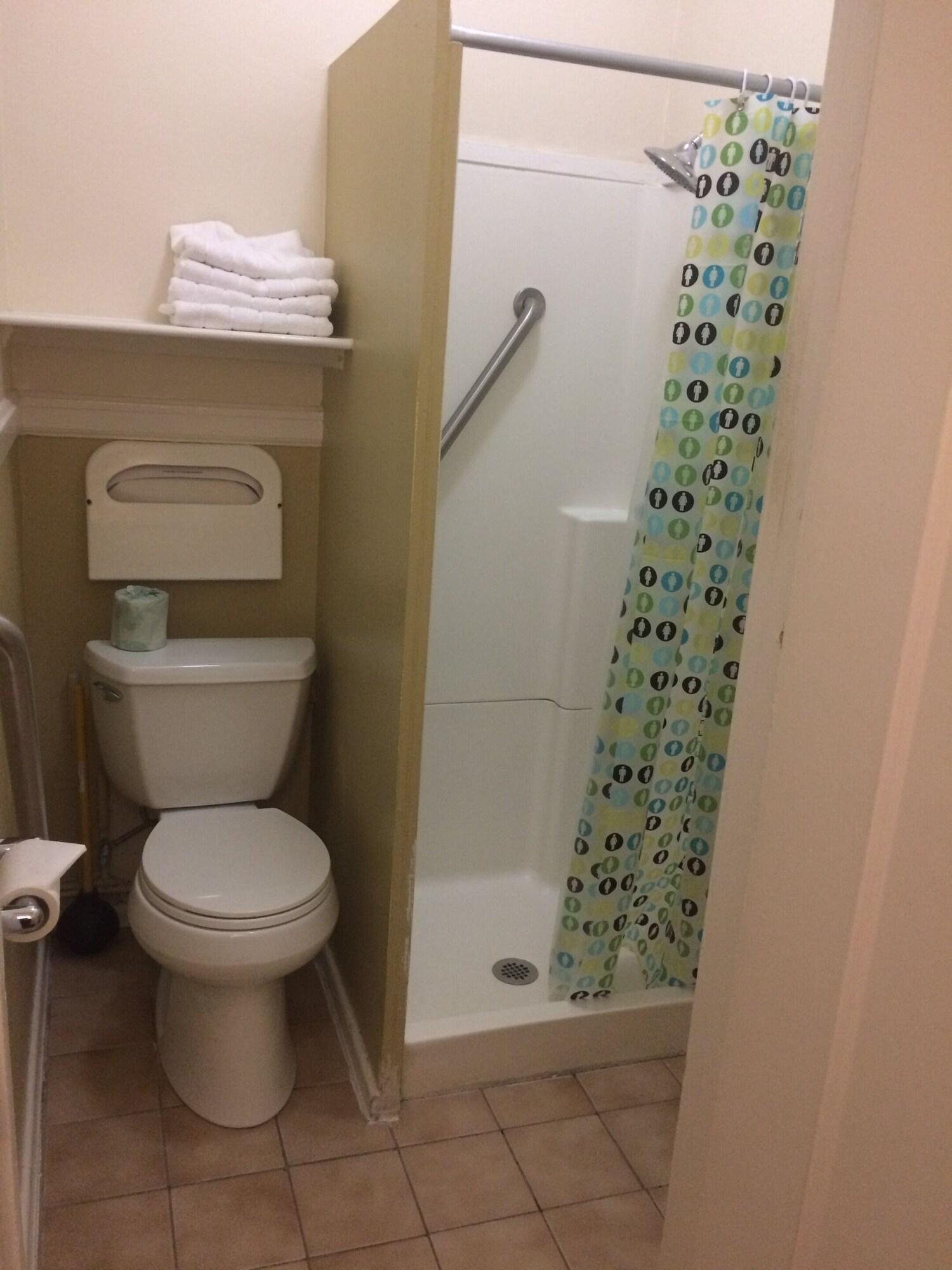 Double Economy with Shared Bathroom