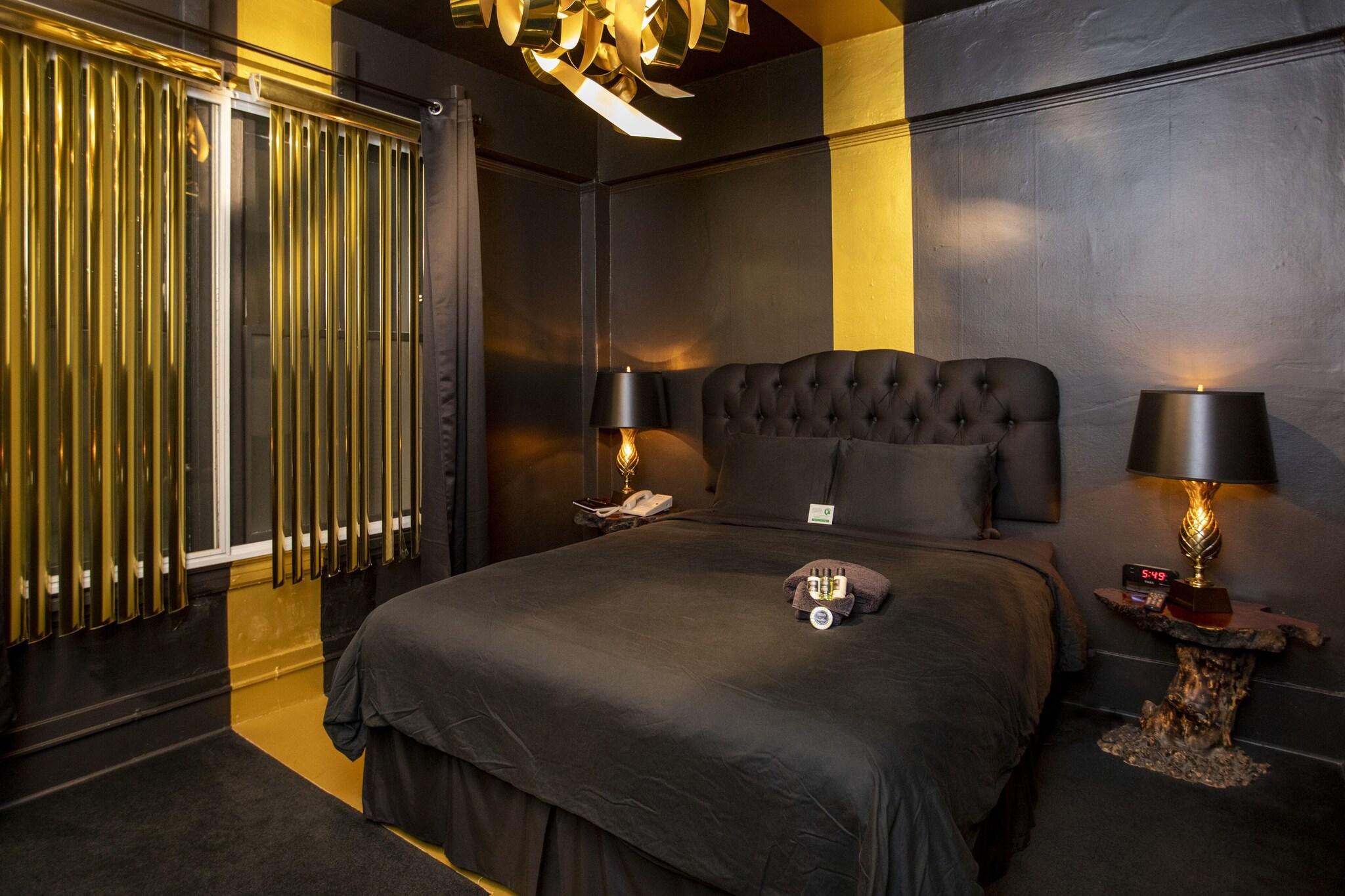 Double Queen Size Bed