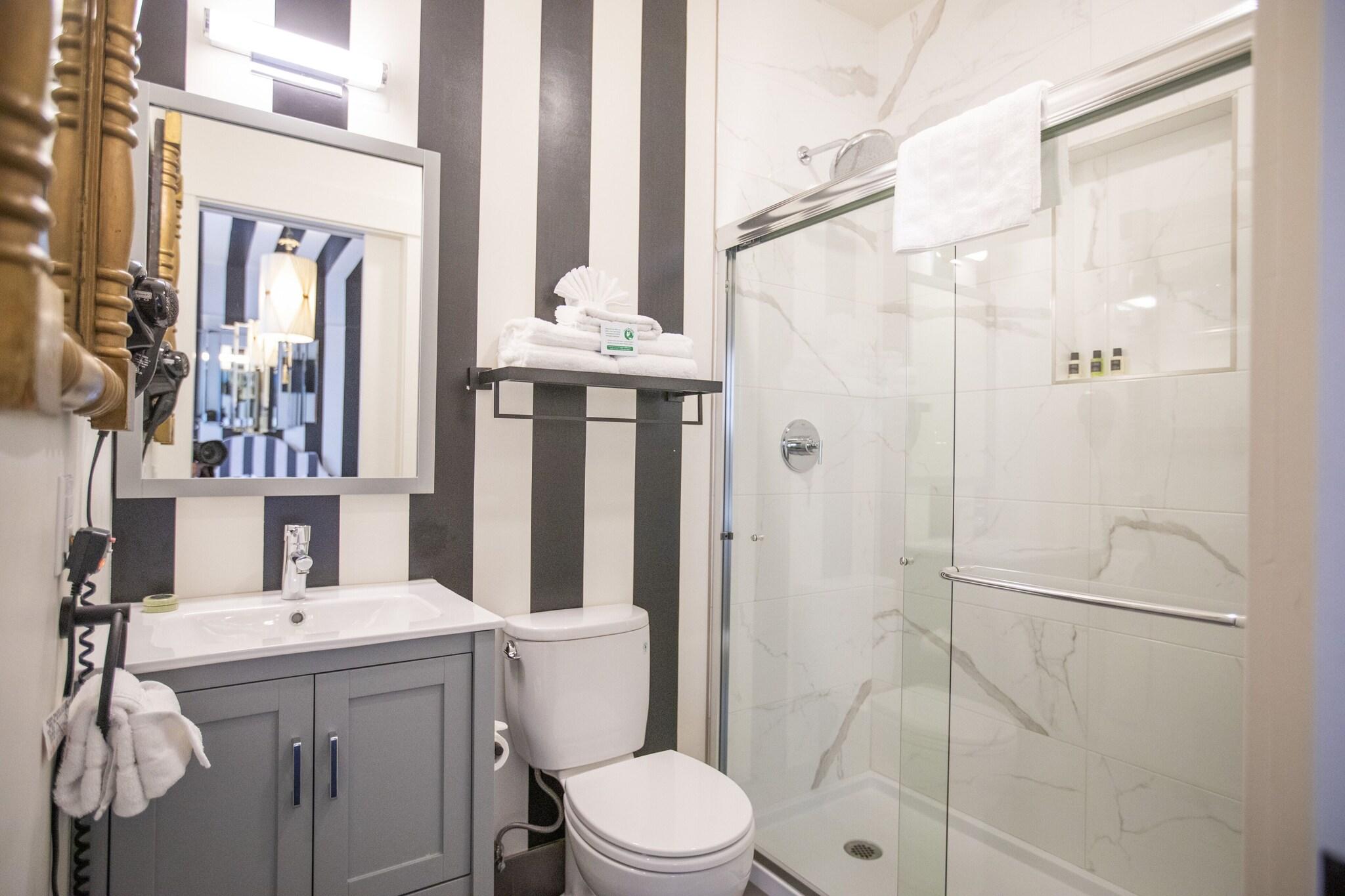 Double Queen Size Bed