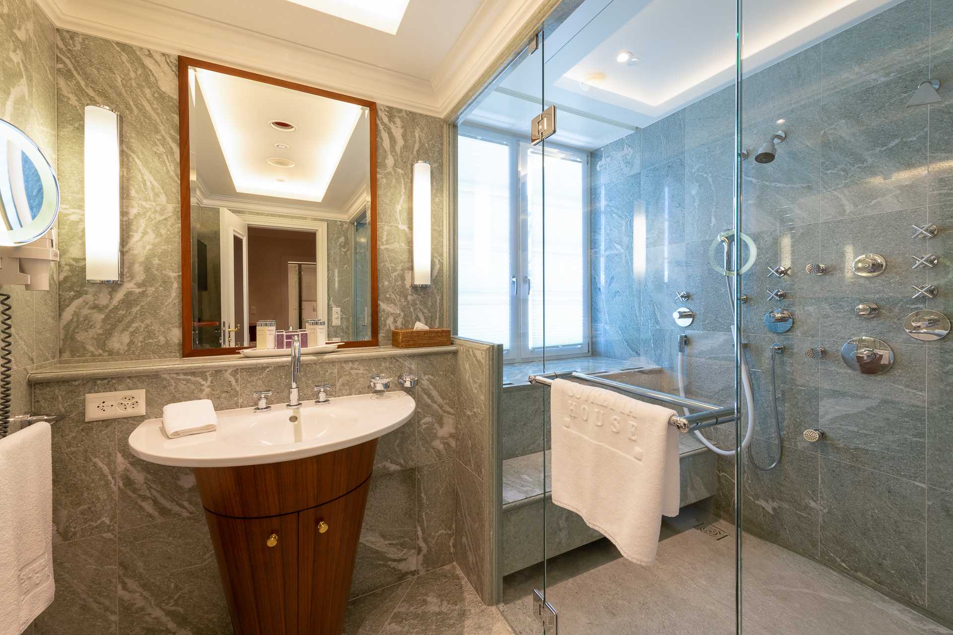 Suite Deluxe Mountain View