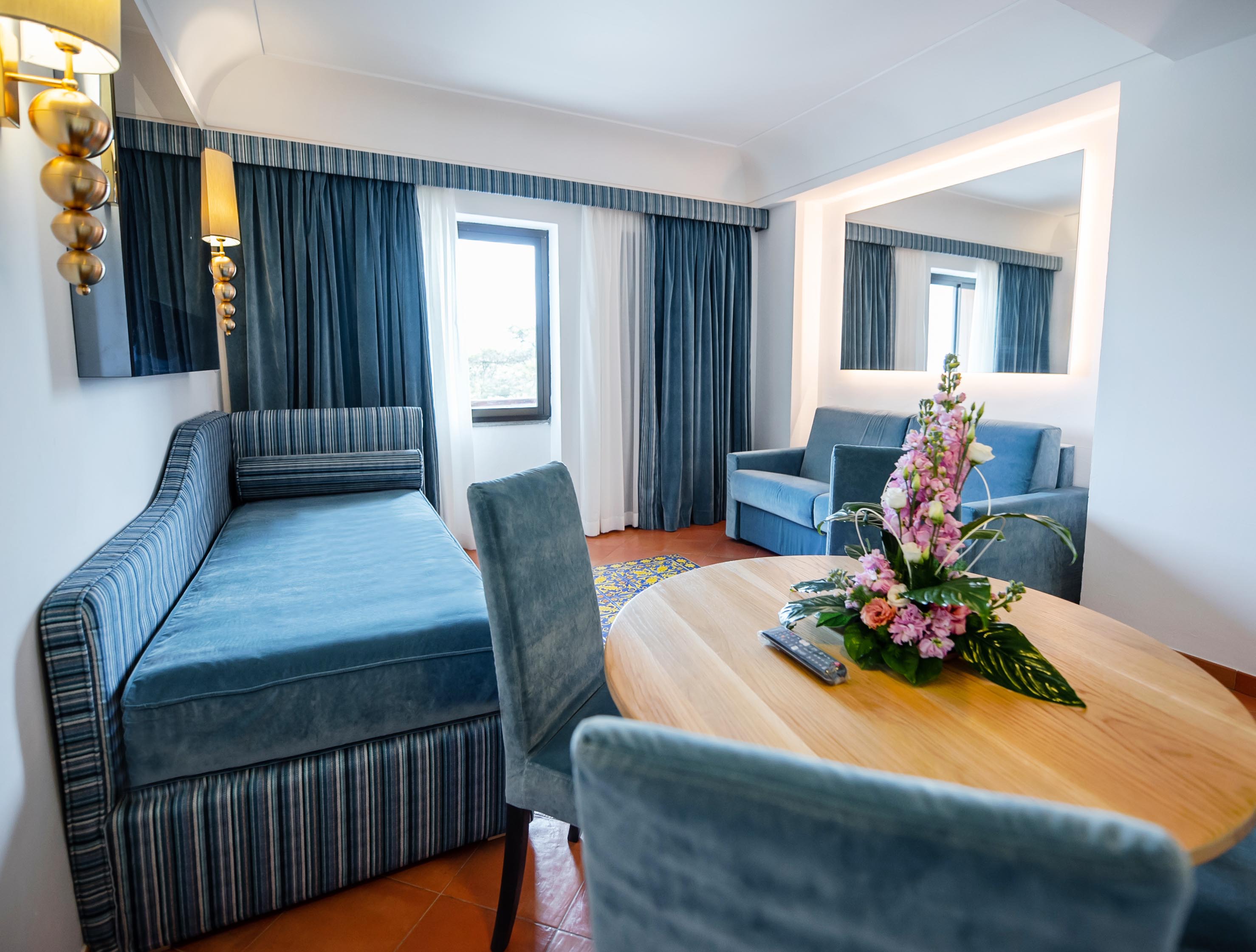 Family Room Garden View