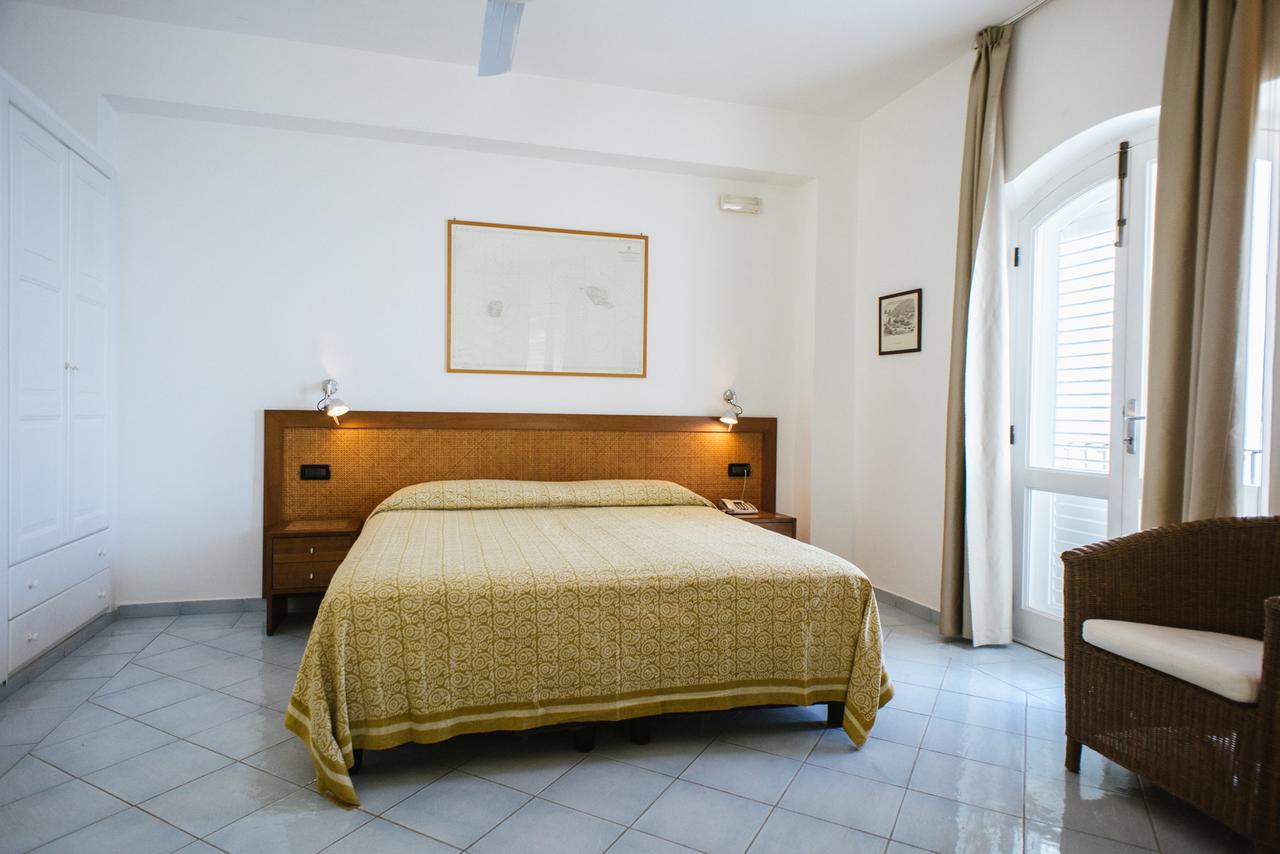 Double or Twin Superior Sea View