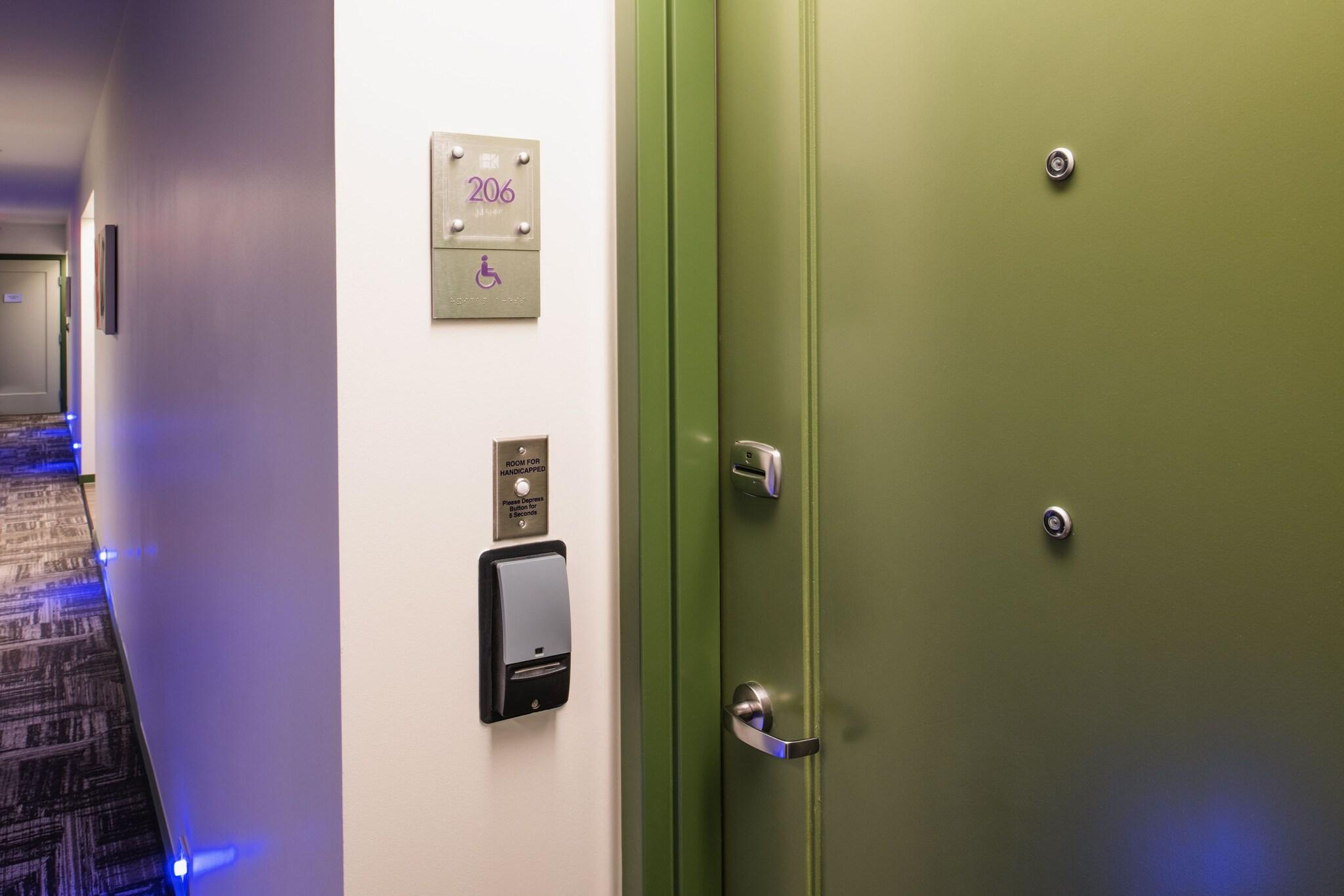 Double Queen Size Bed