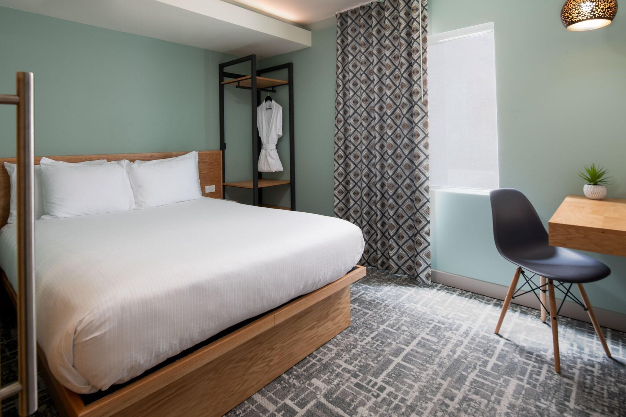 Double Queen Size Bed