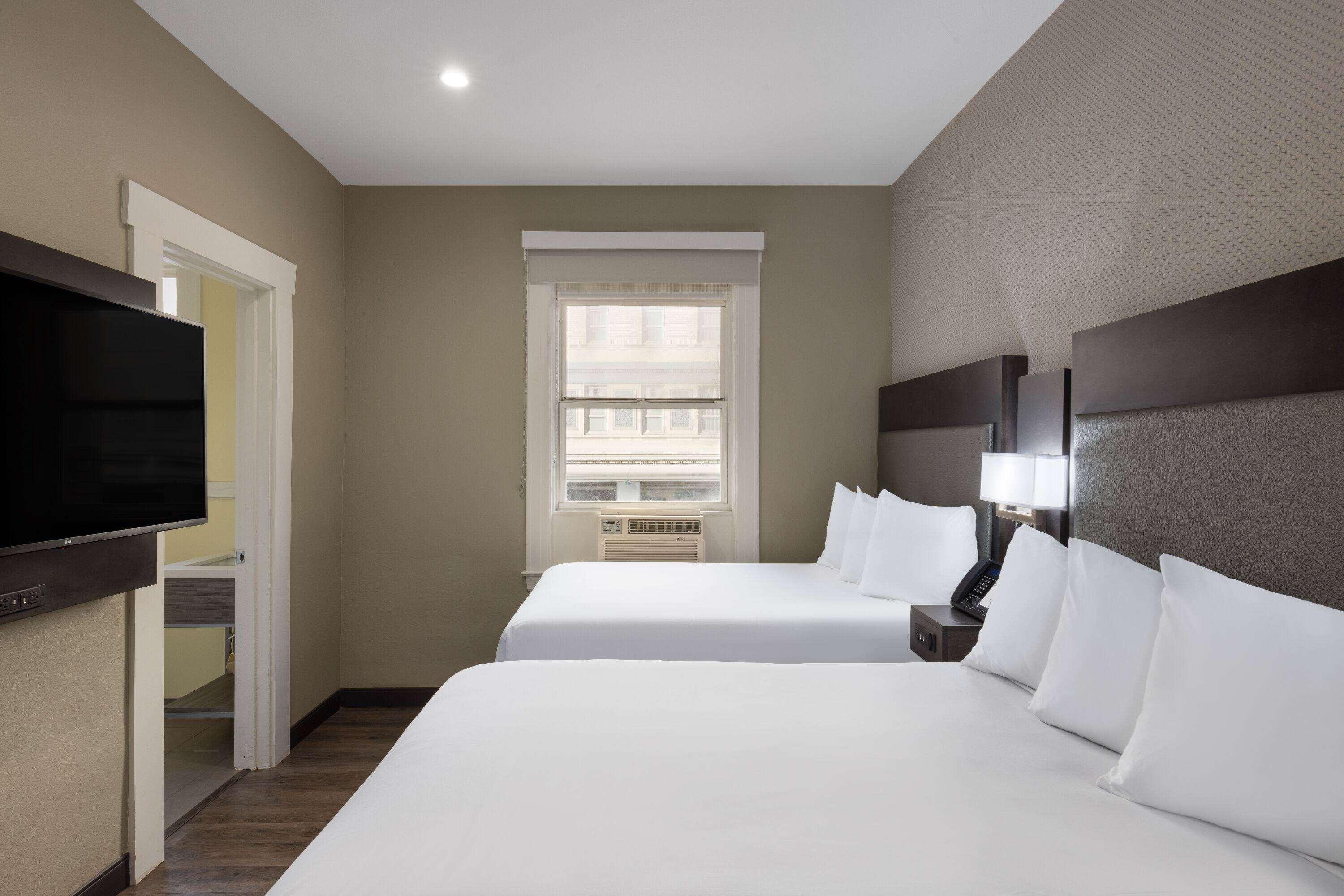 Room Two Double Beds