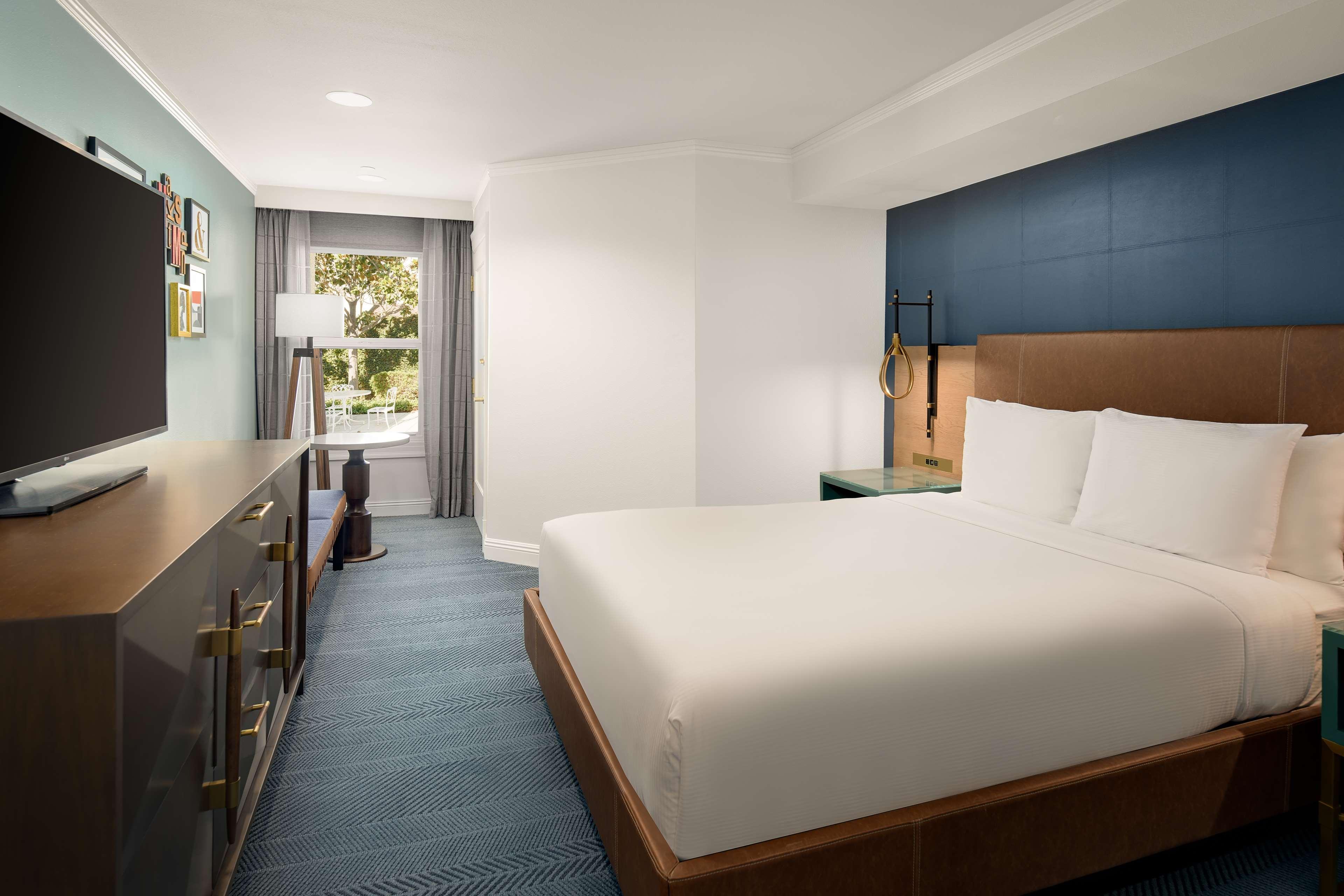 Double Two Queen Beds