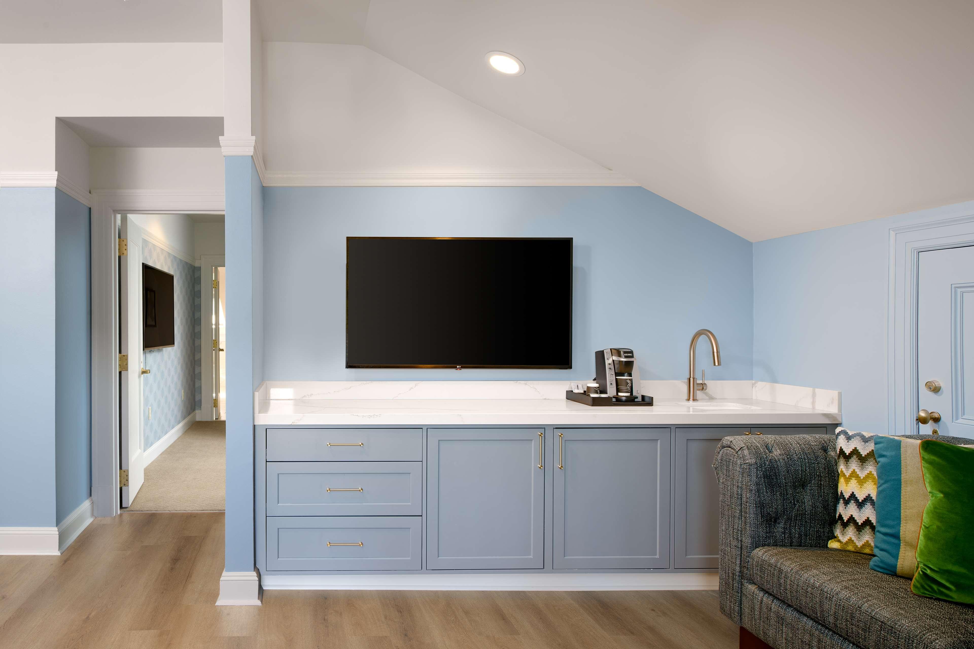 Suite Queen Size Bed