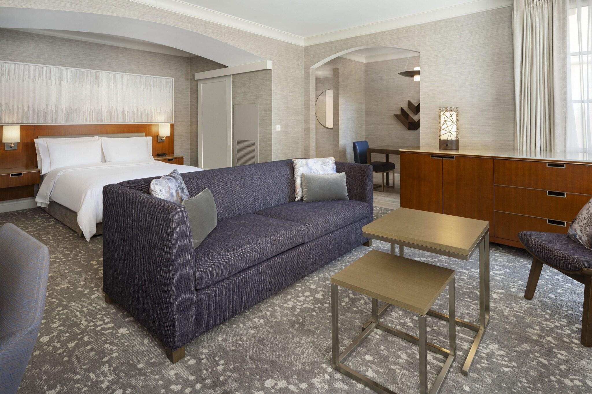 Suite Accessible-queen Size Bed