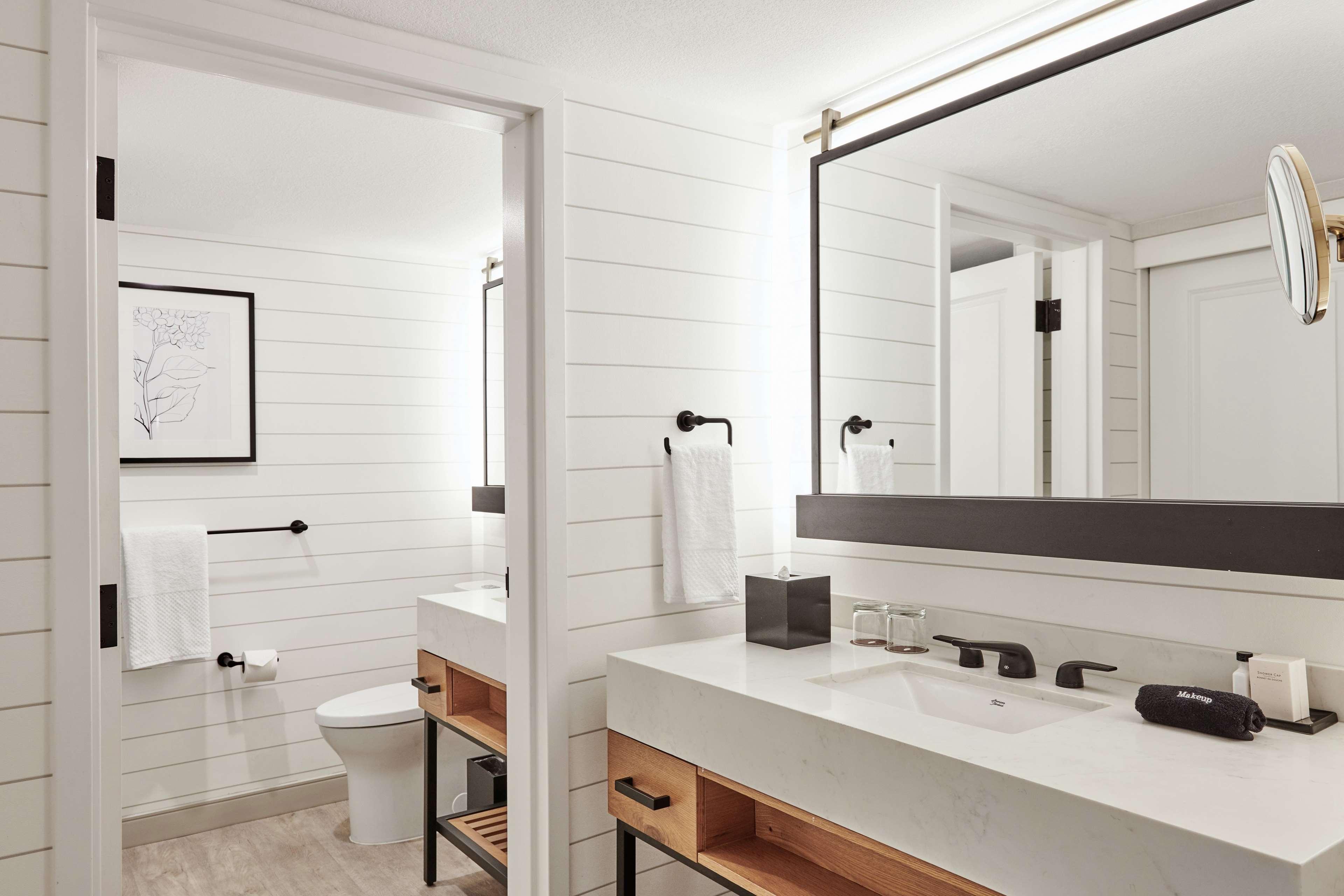 Junior Suite with Balcony