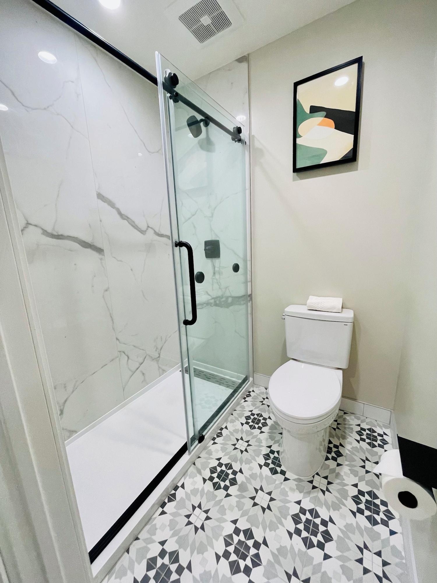 Double Deluxe King Bed