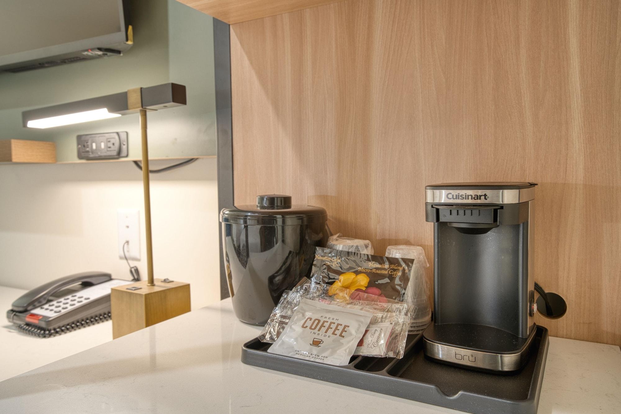 Double Deluxe Two Queen Beds