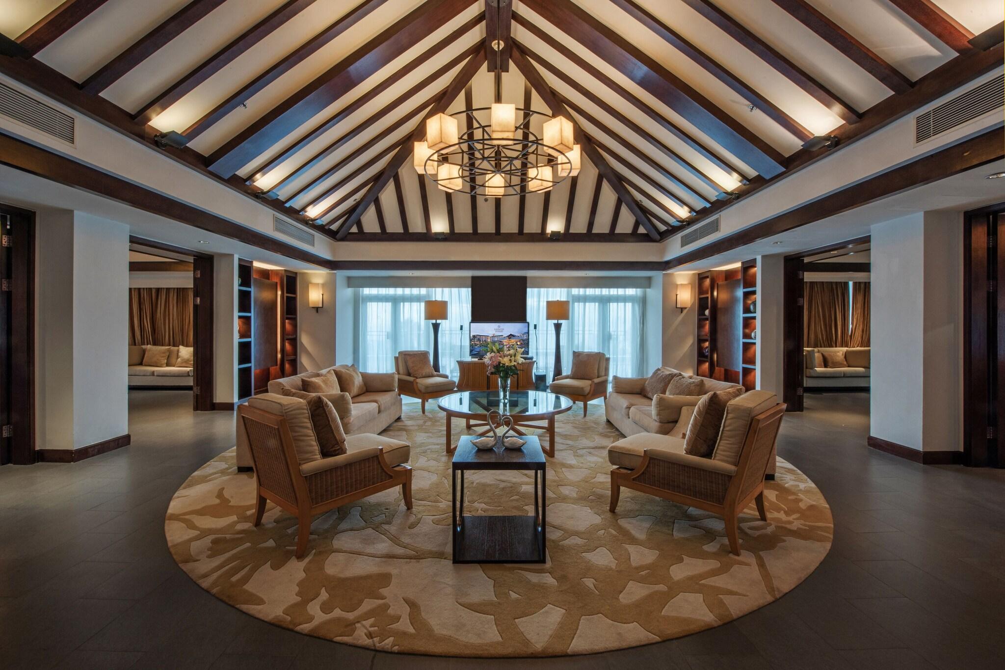 Suite Presidential with Views