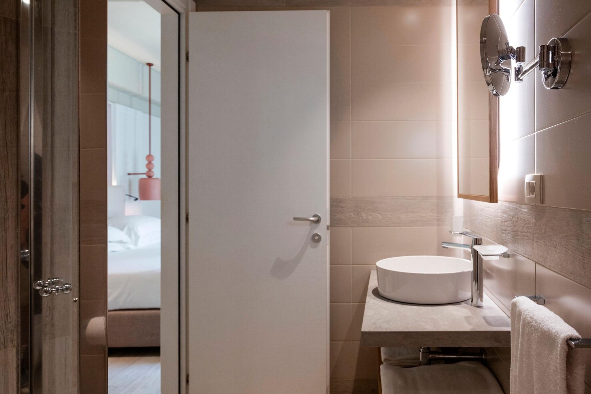 Double Deluxe with Private Pool