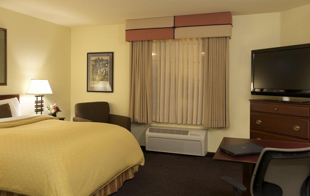 Suite Two Beds