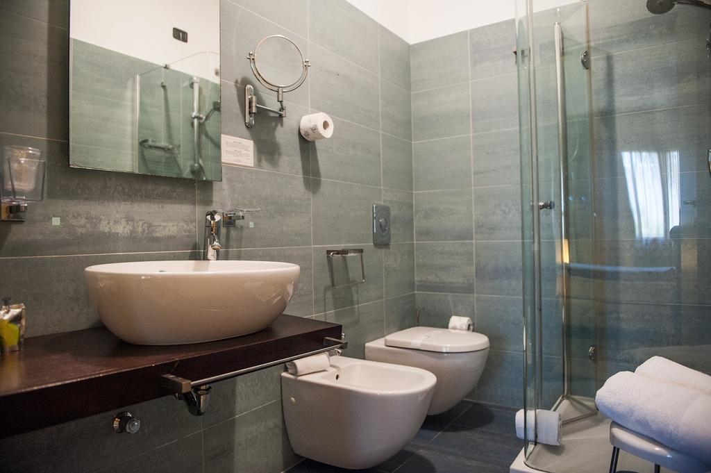 Double or Twin Standard