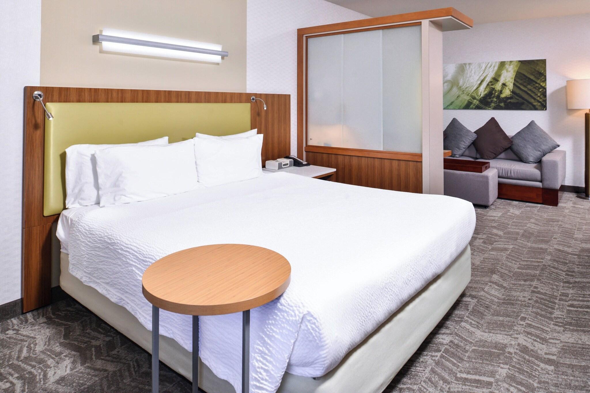 Studio King Size Bed