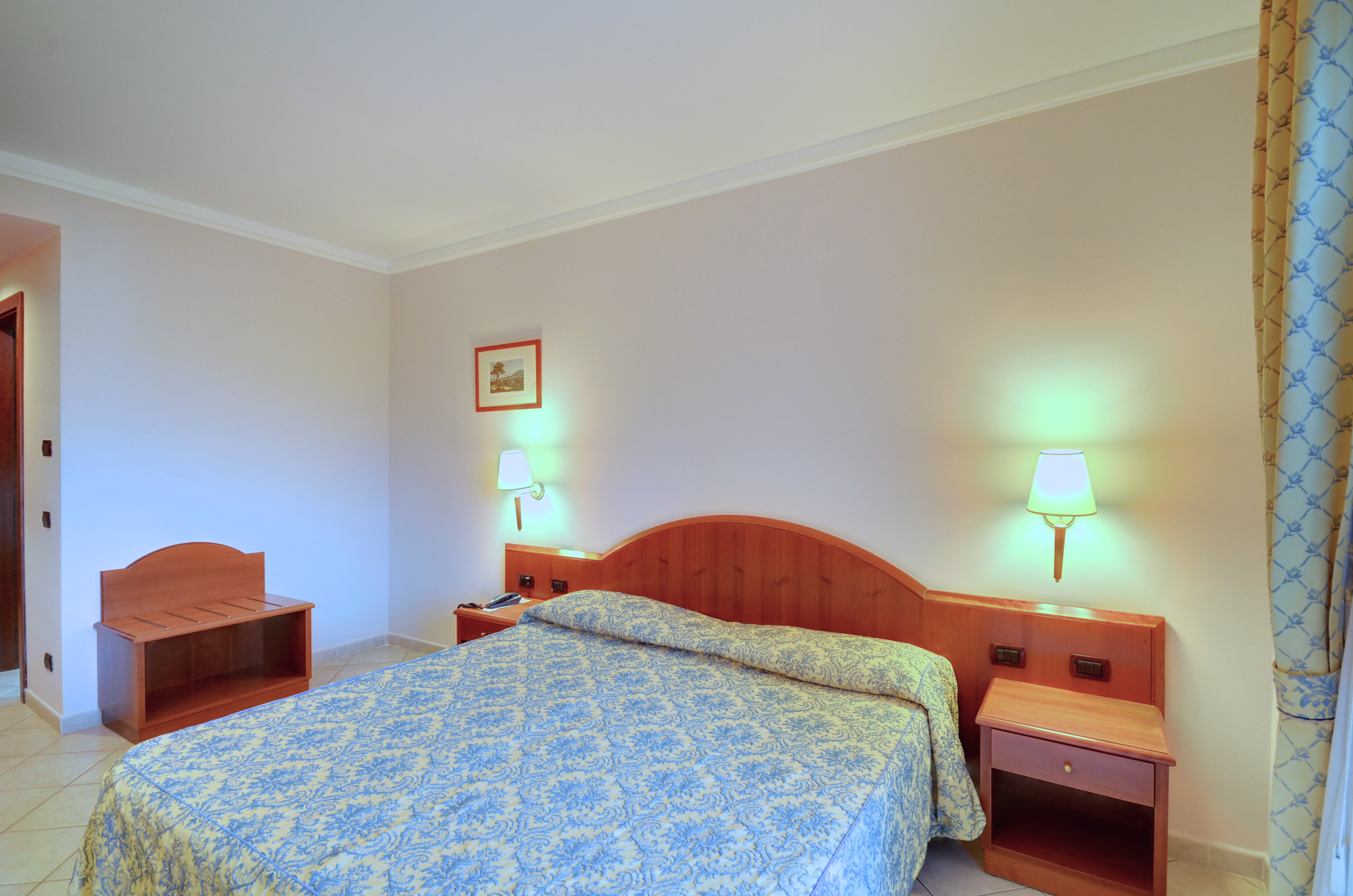 Double or Twin Standard