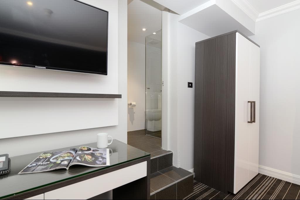 Double King Size Bed