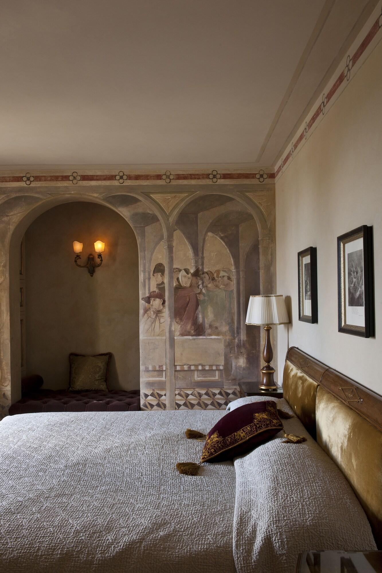 Double Deluxe King Bed