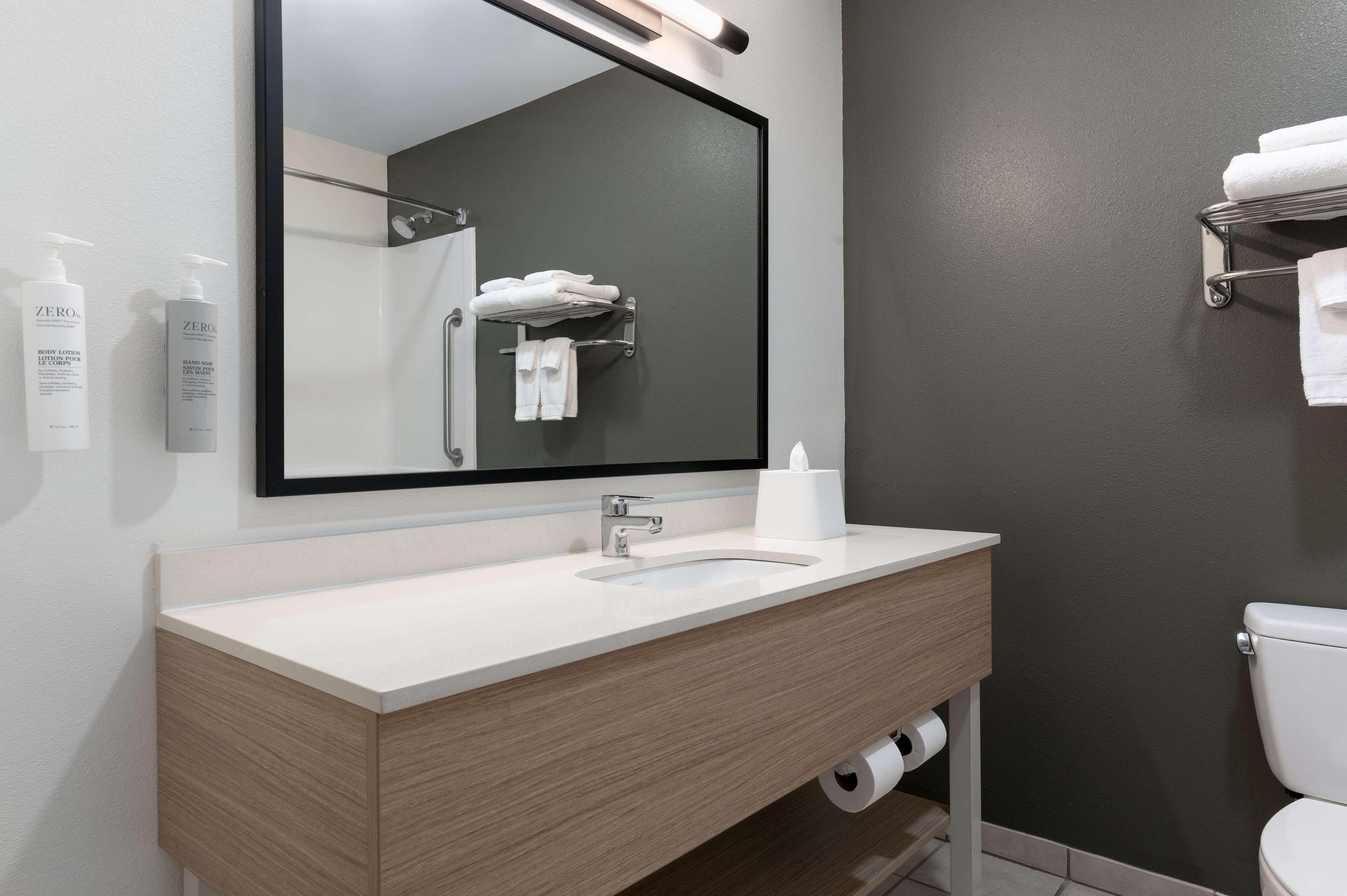 Double or Twin Two Queen Beds