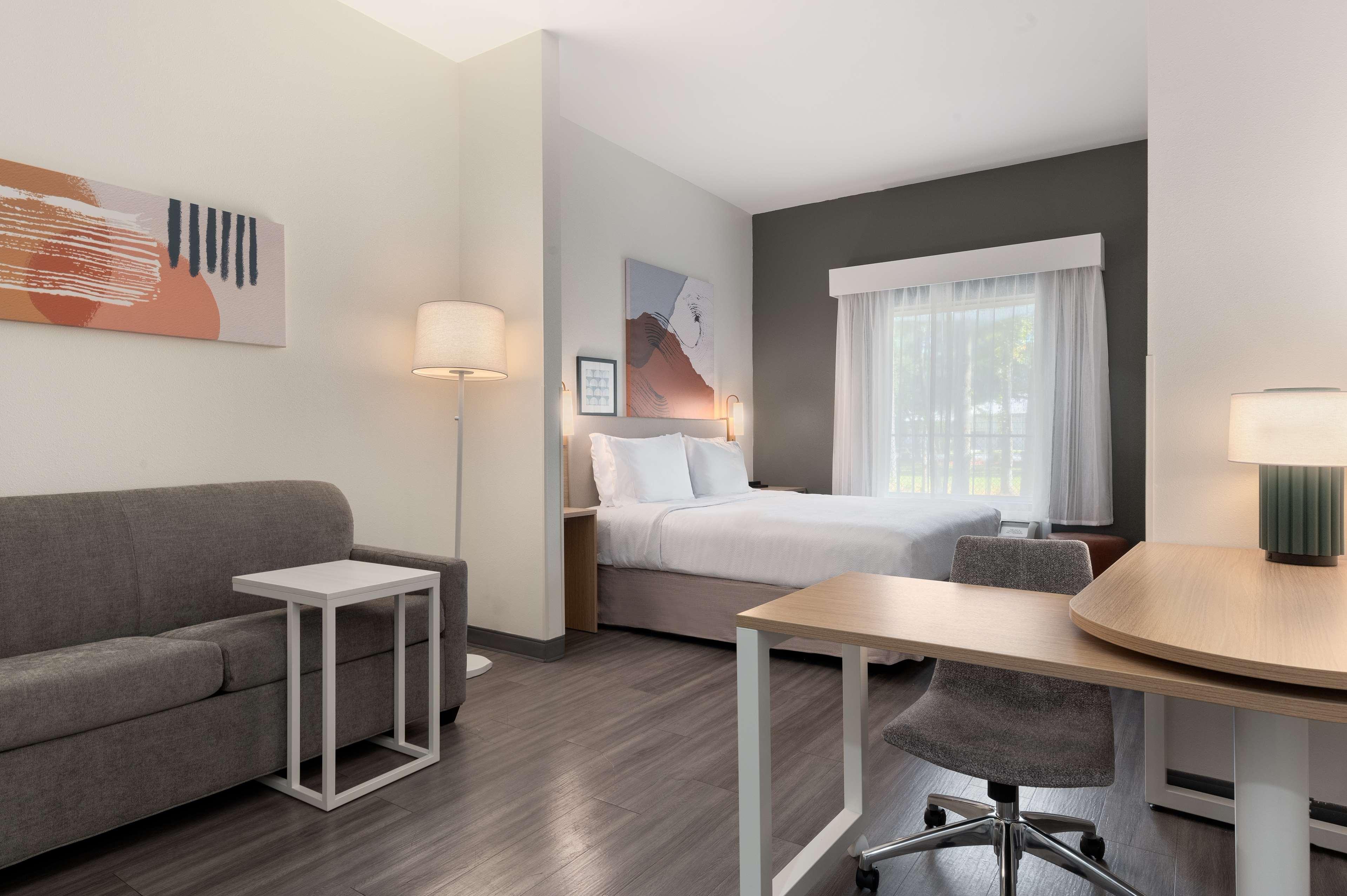 Double Accessible King Size Bed