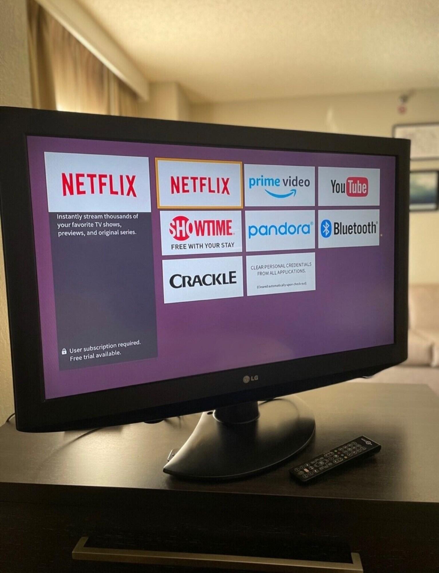 Studio Queen Size Bed