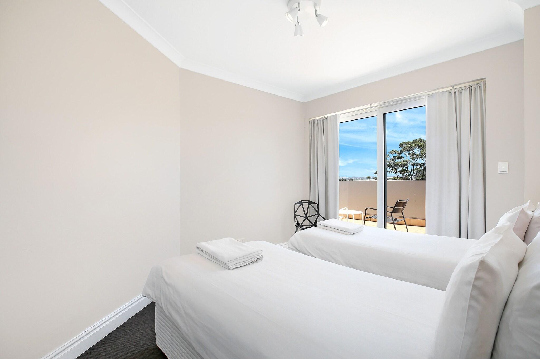 Apartment Deluxe Queen Bed