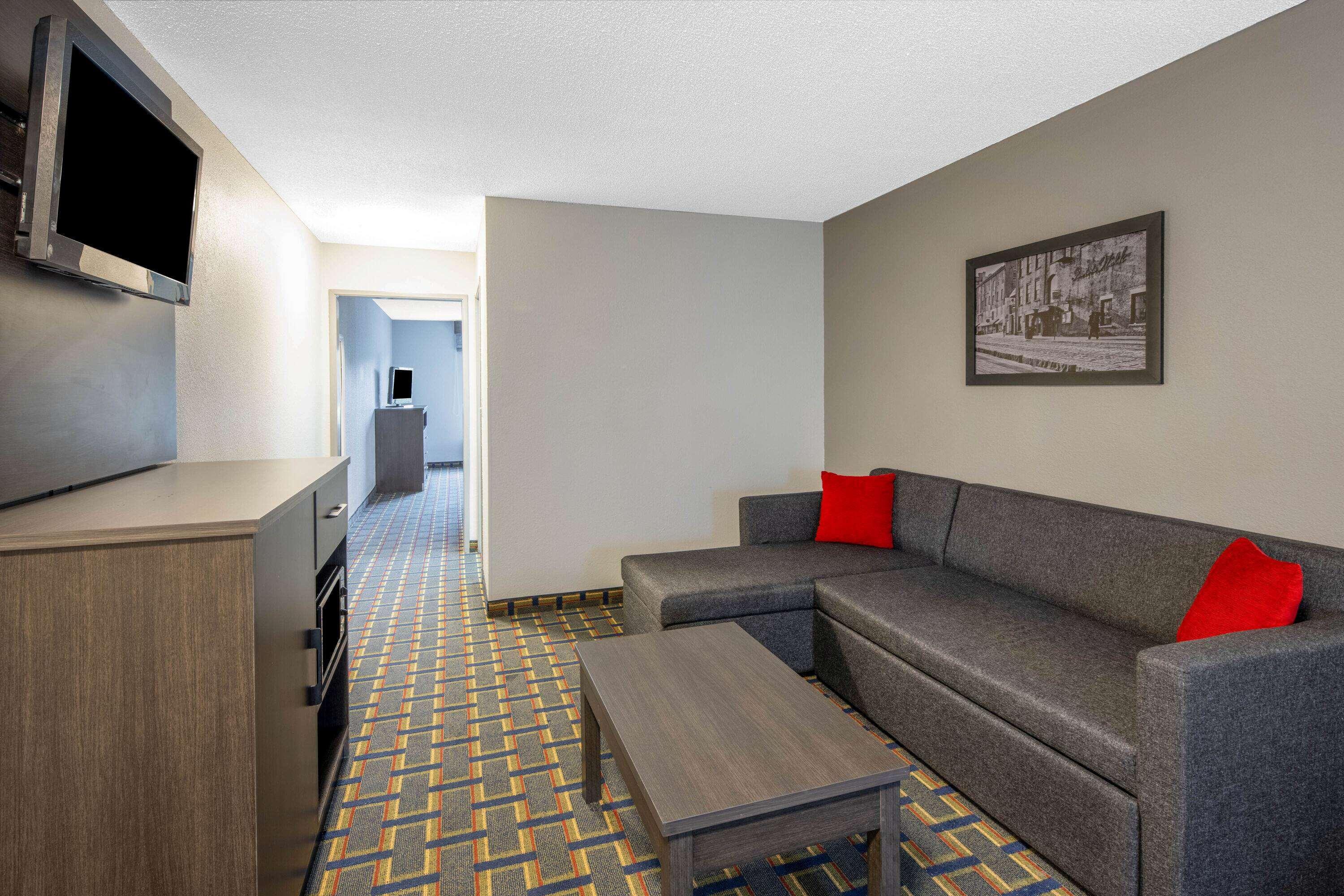 Suite King Bed Non Smoking