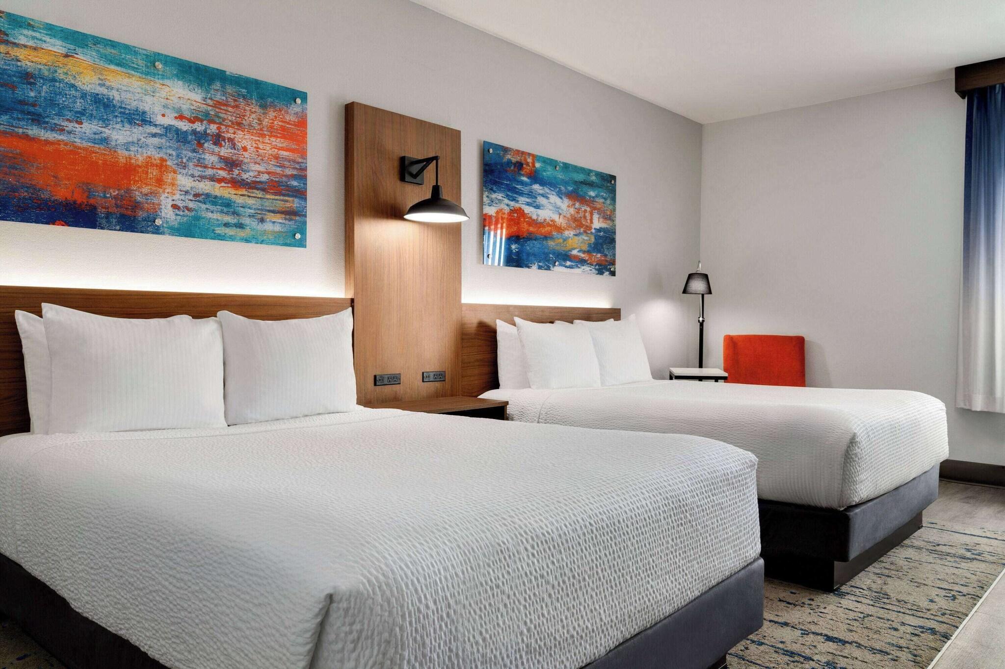 Suite Two Queen Beds