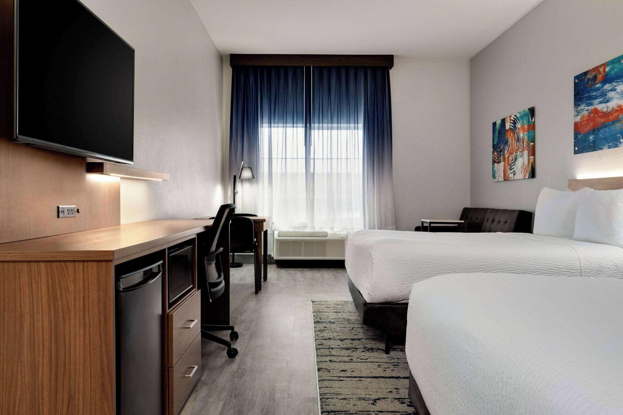 Room Two Double Beds