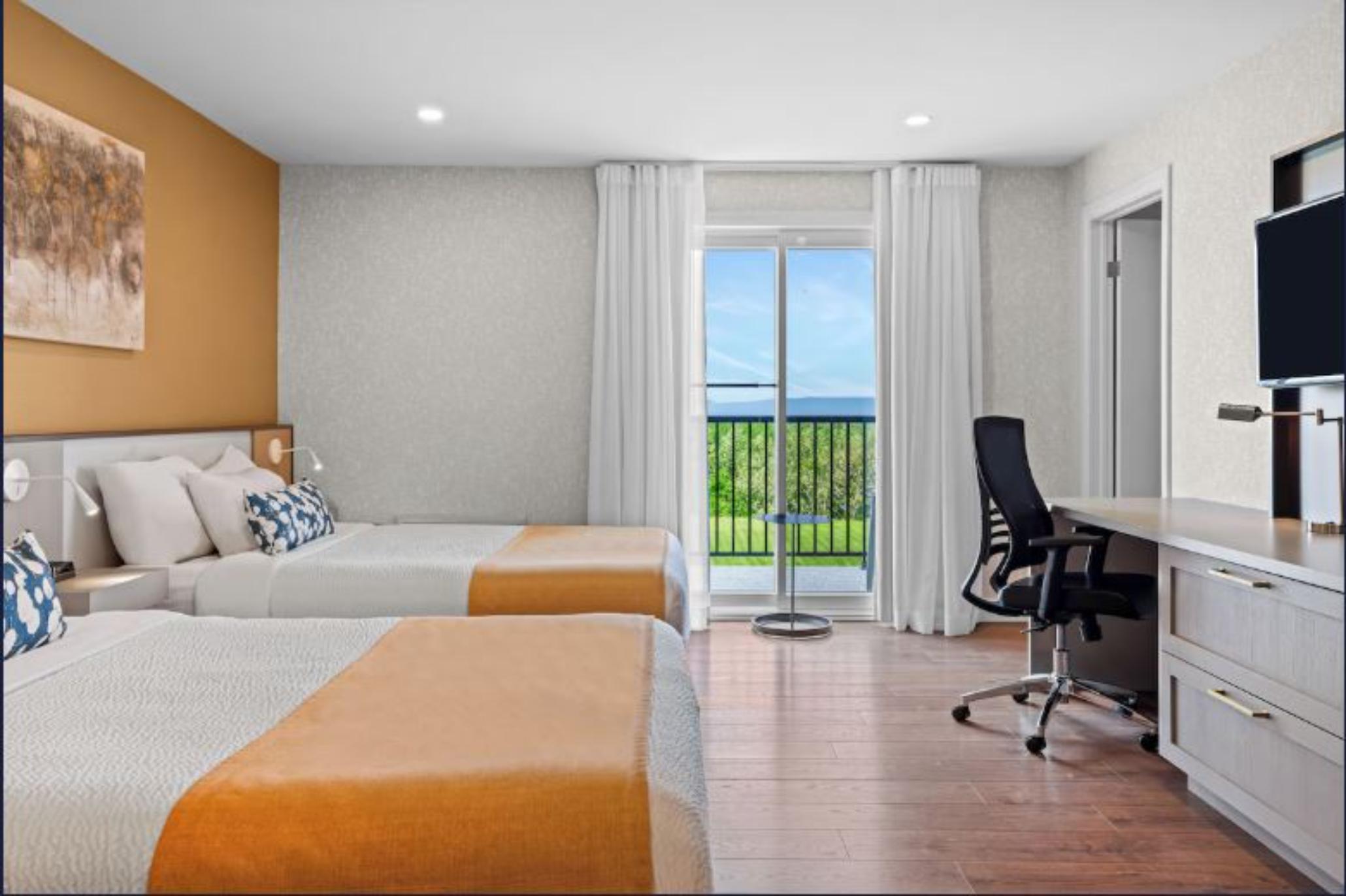 Quadruple Two Queen Beds