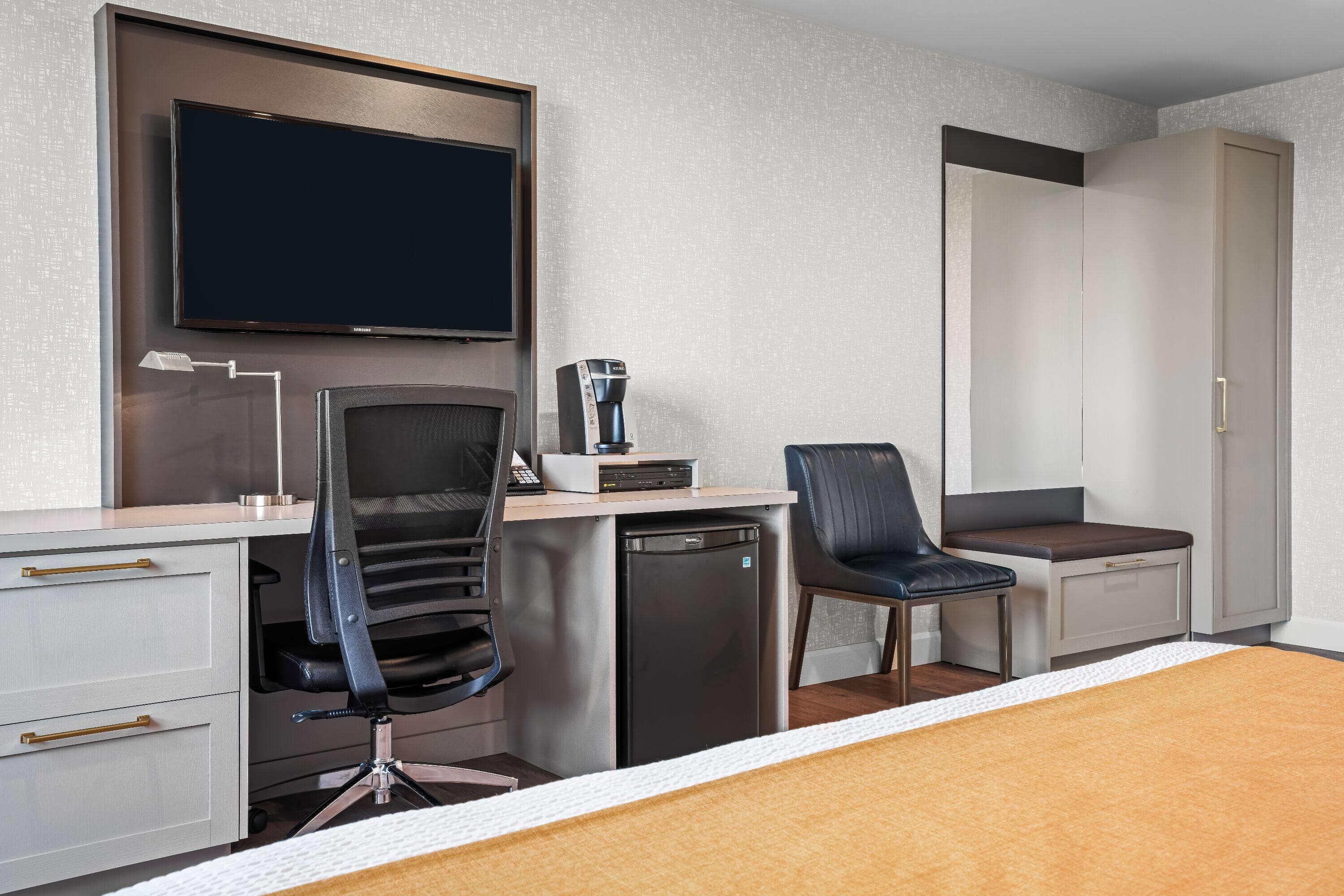 Double Two Queen Beds