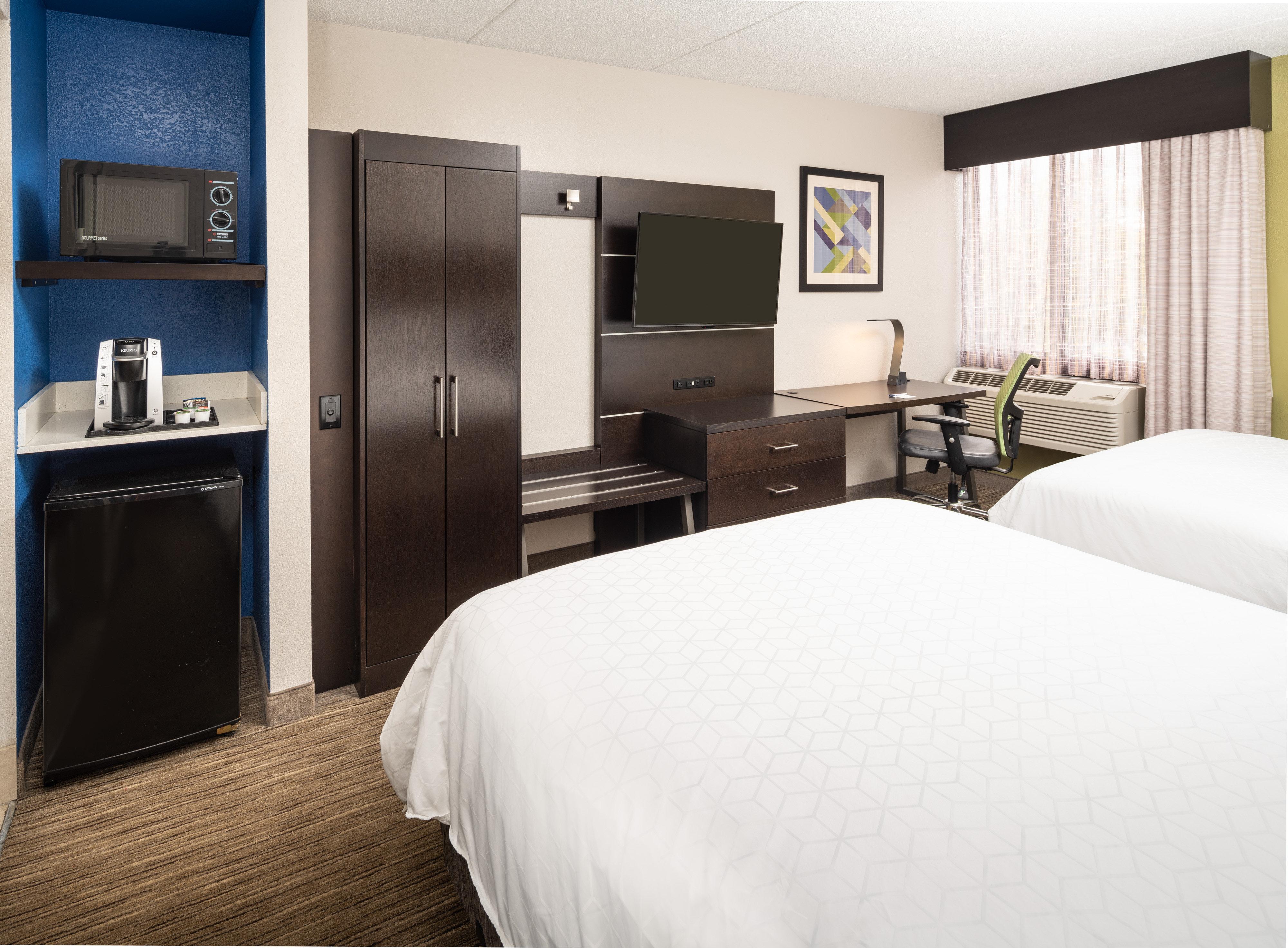 Double Two Queen Beds