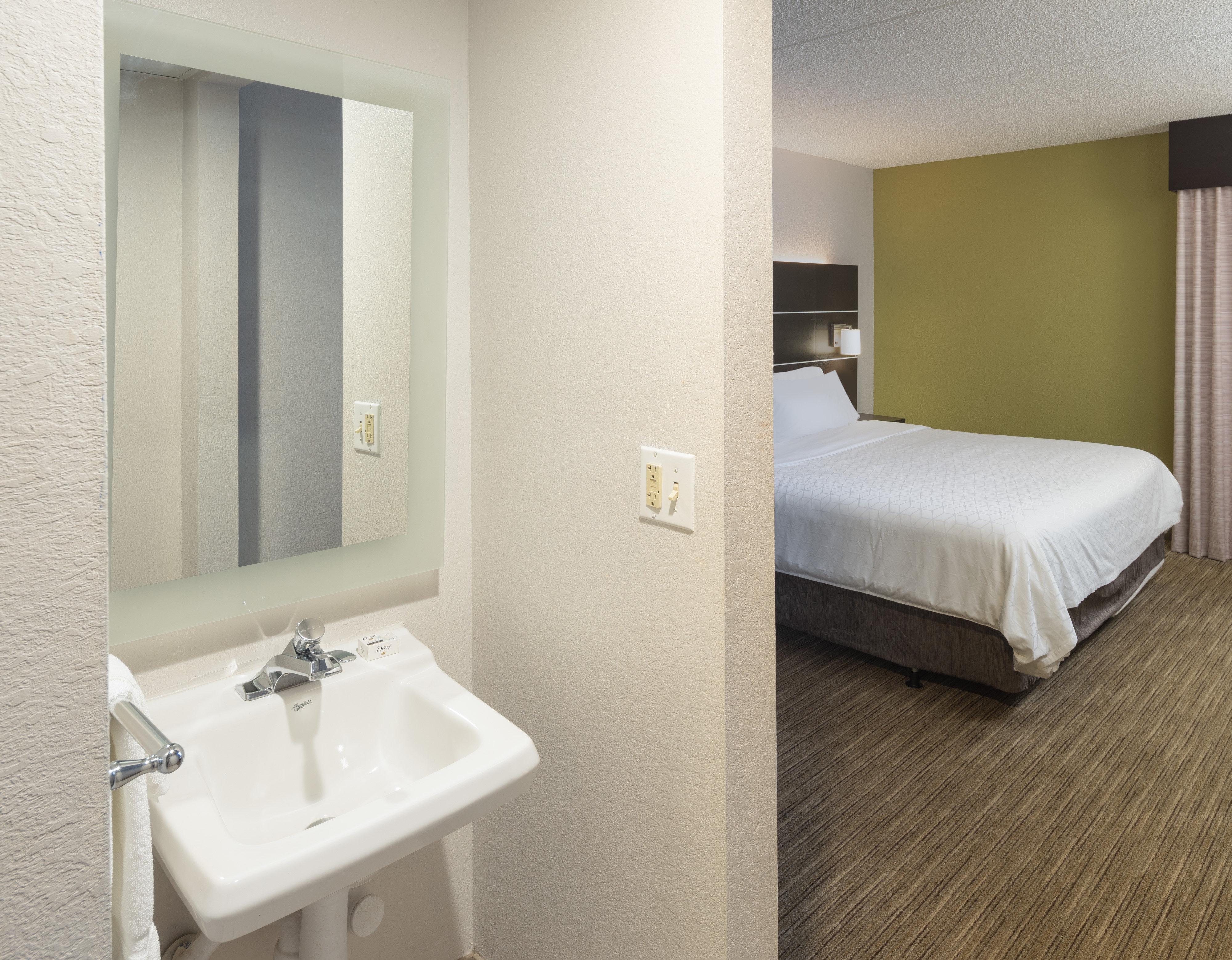 Room Accessible King Size Bed