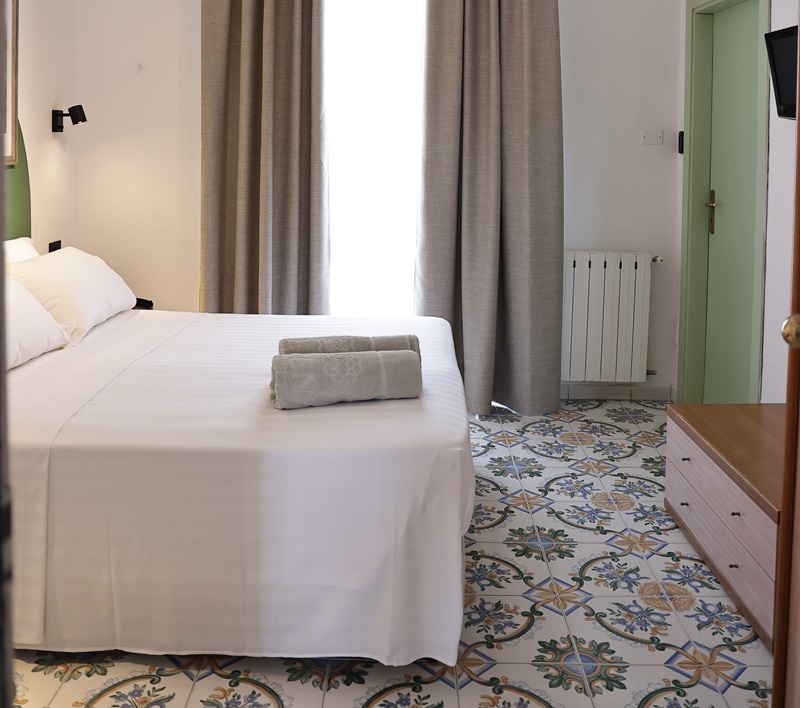 Double or Twin Standard