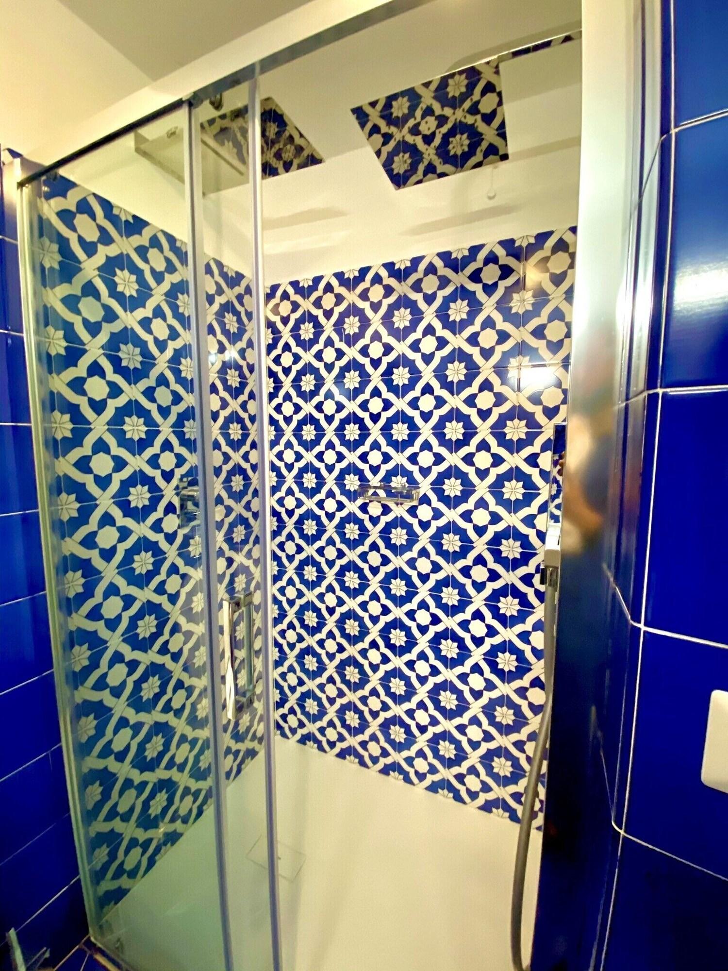 Double Deluxe King Bed