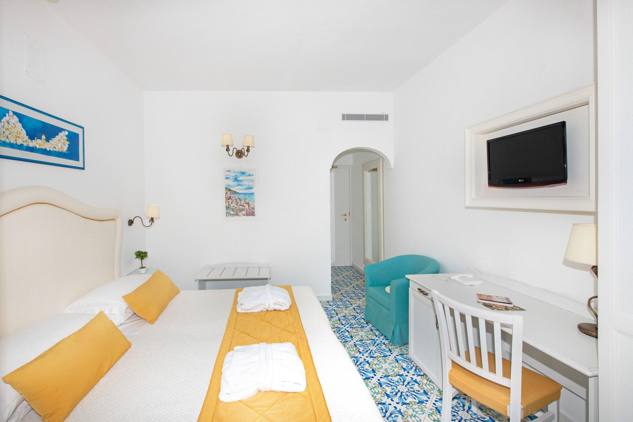 Double Deluxe King Bed