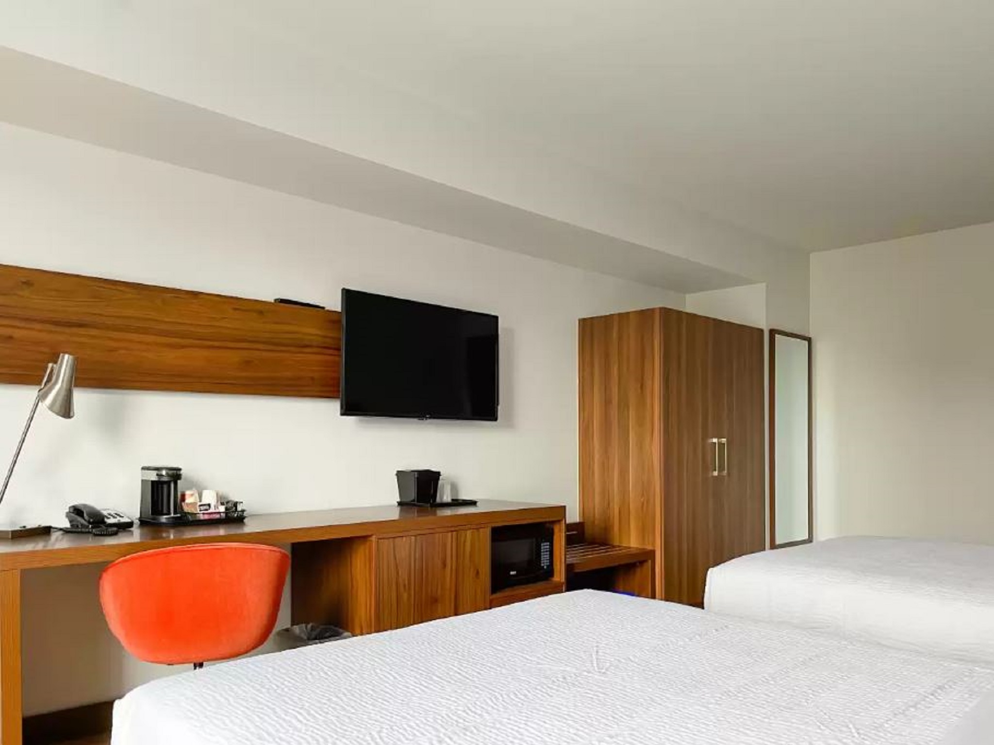 Room Accessible-two Queen Beds