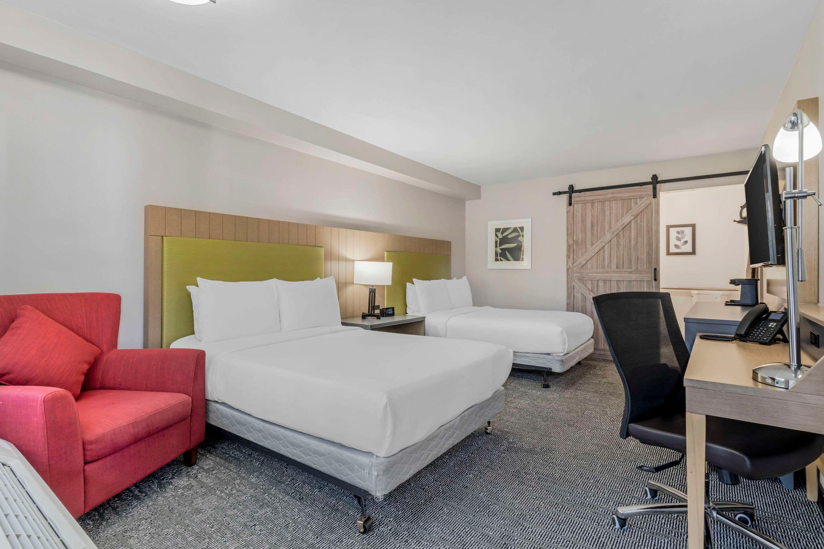 Quadruple Accessible