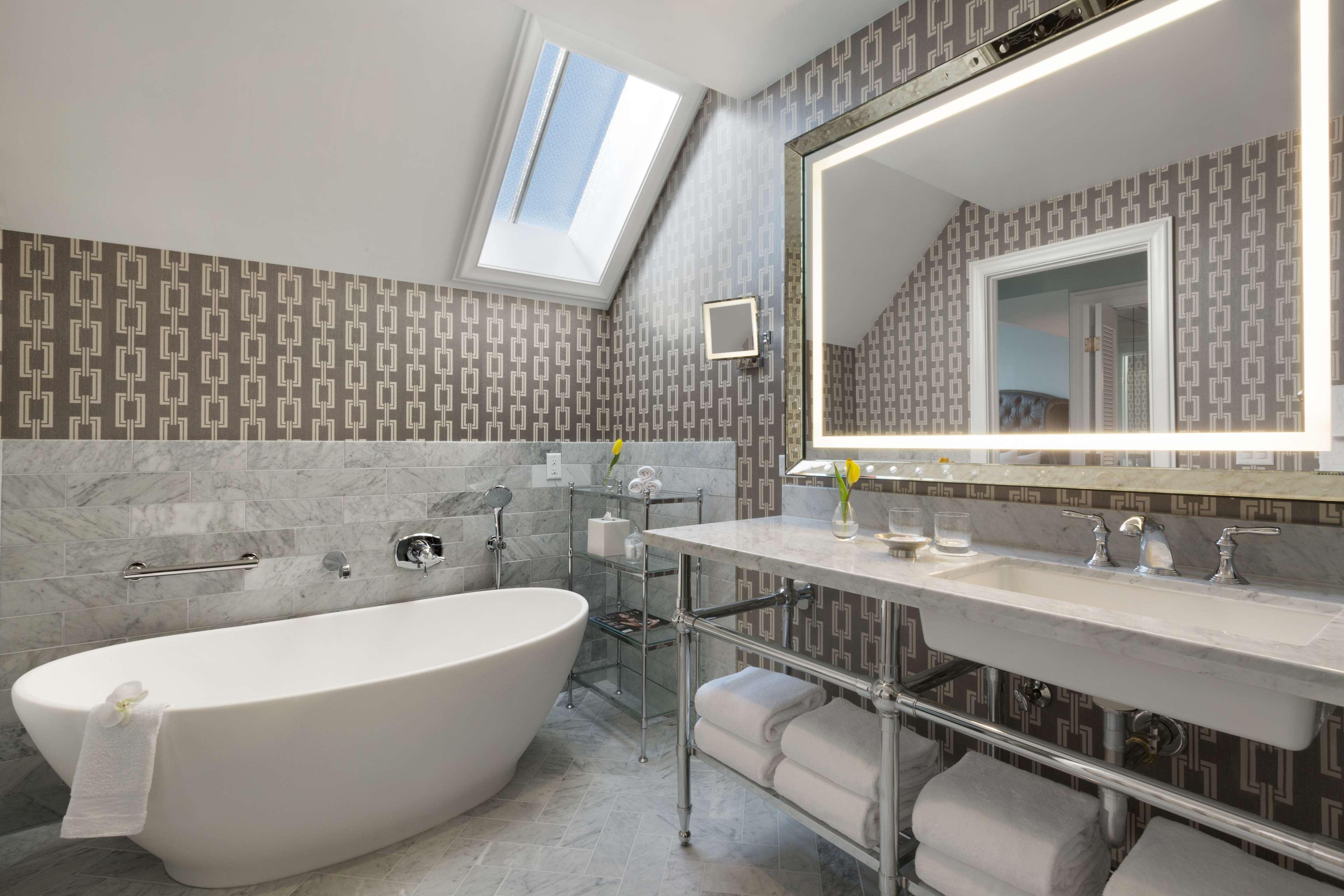 Quadruple Two Double Beds