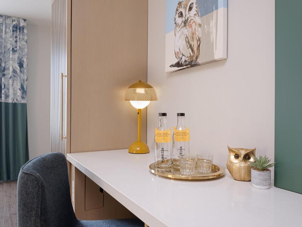 Double Premium King Bed