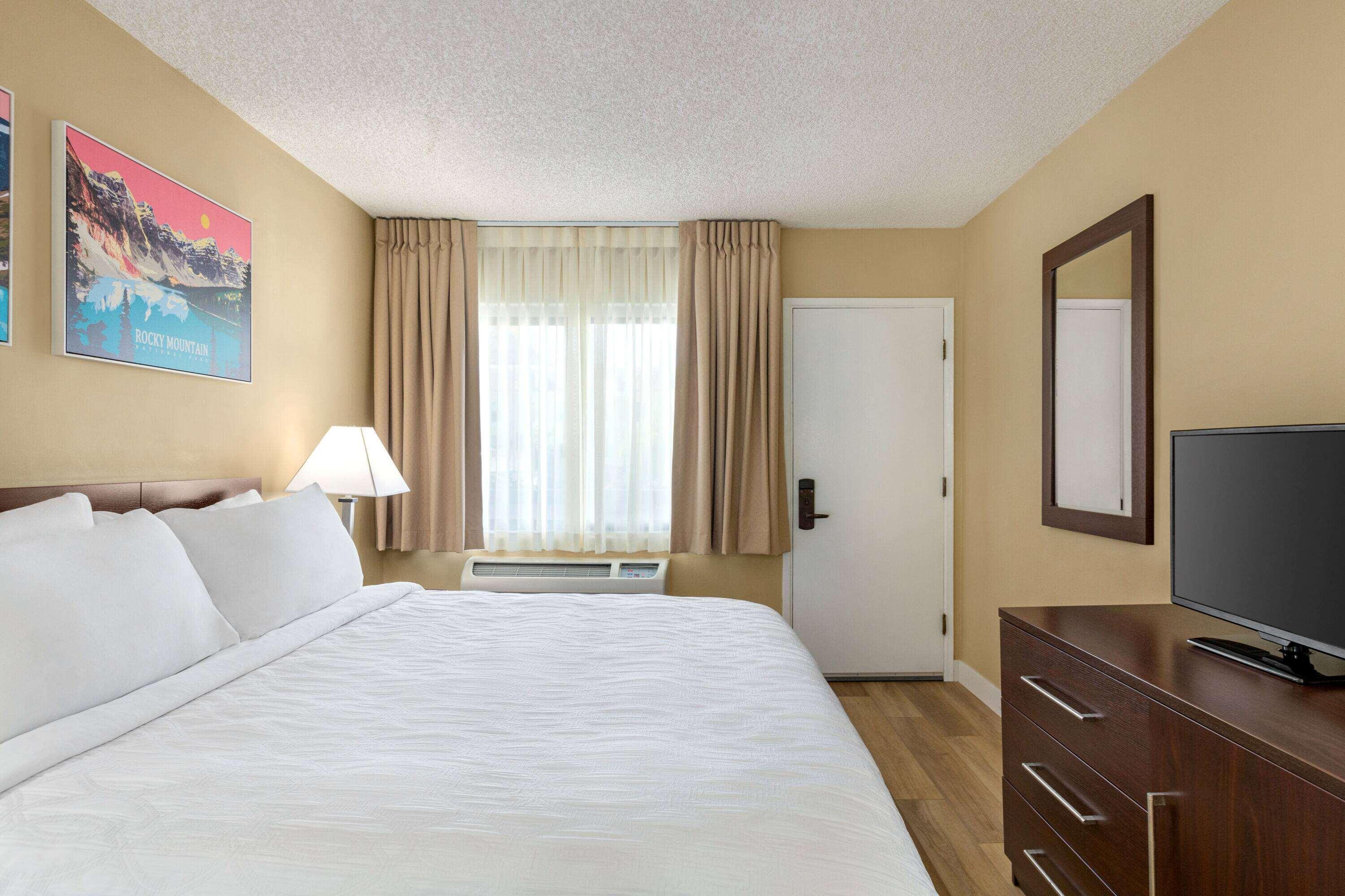 Double King Bed Non Smoking